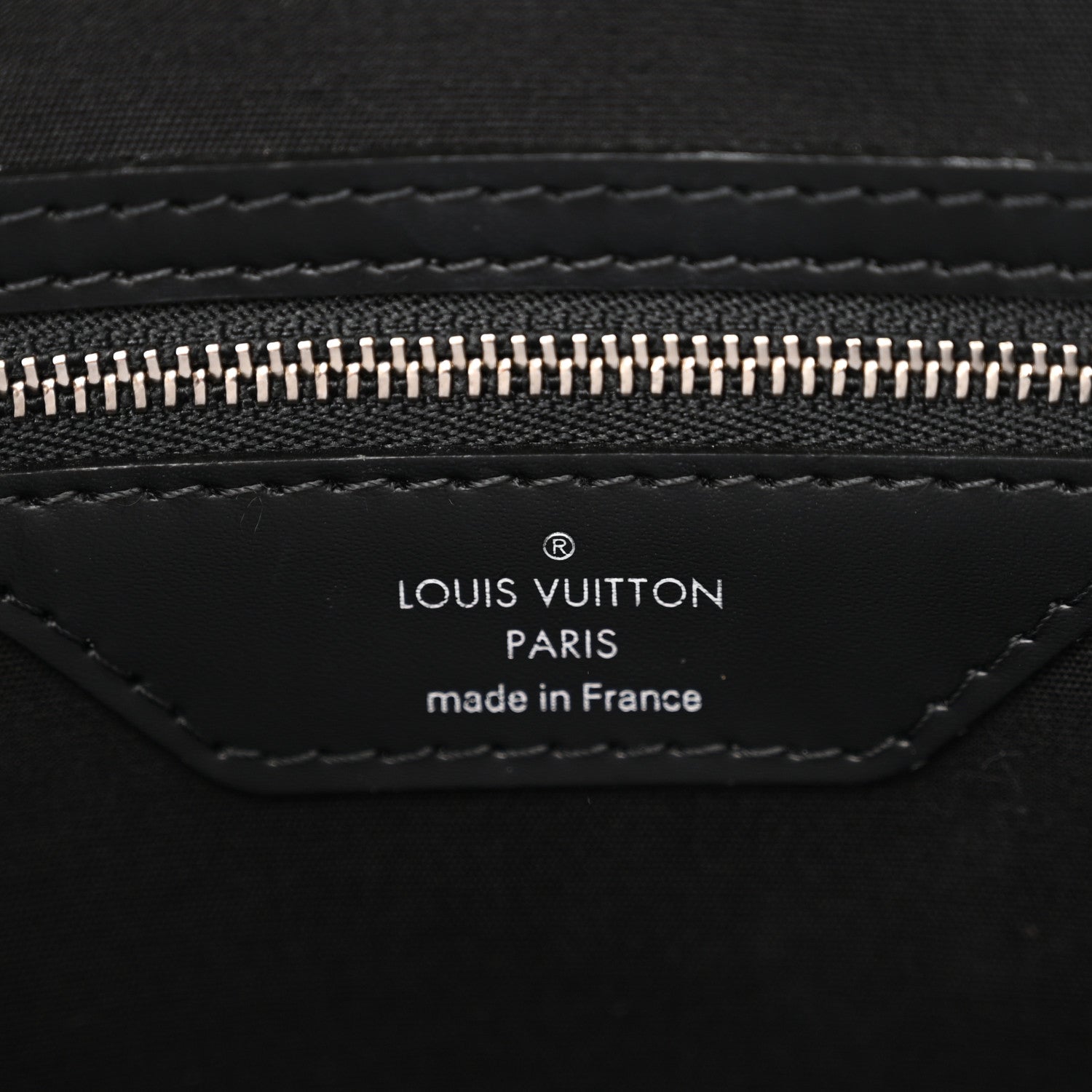 Louis Vuitton Epi Brea MM Black 6 of 9