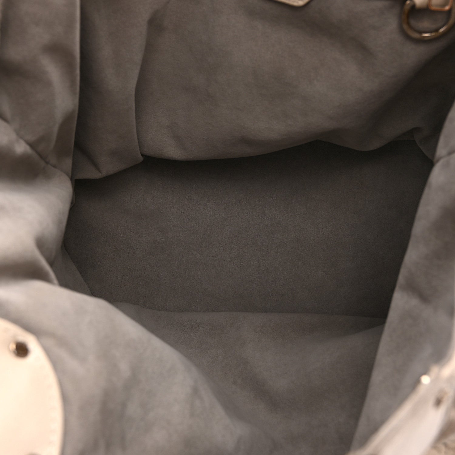 Louis Vuitton Mahina L Ivory 5 of 11