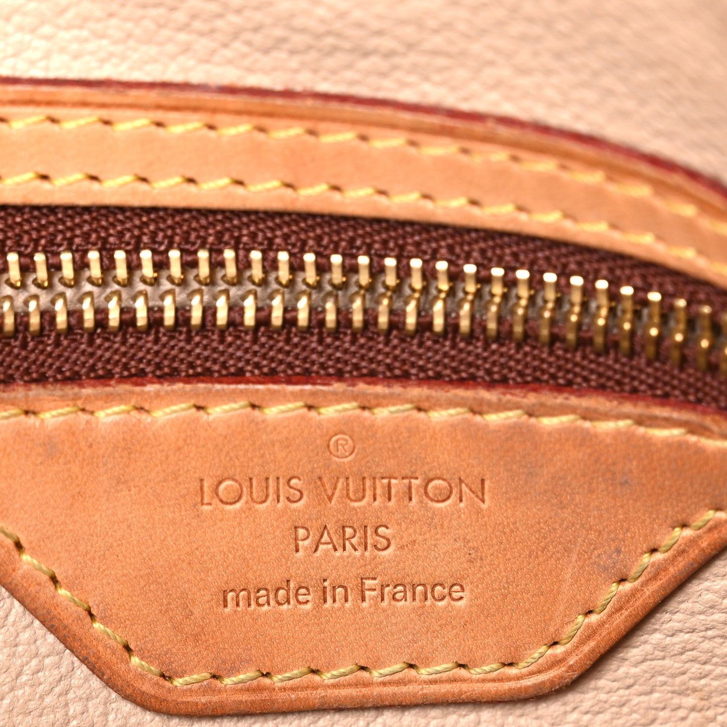 Monogram Petit Bucket 23