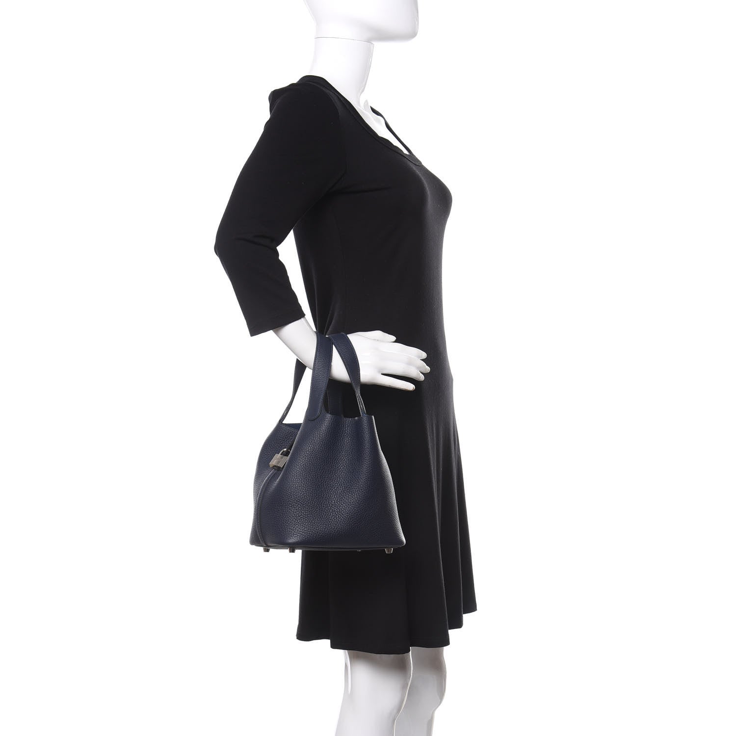 Hermes Taurillon Clemence Picotin Lock 18 PM Bleu Nuit 2 of 8