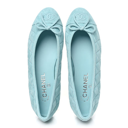 Chanel Suede Calfskin Quilted Cap Toe CC Ballerina Flats 38.5 Light Blue 2 of 9