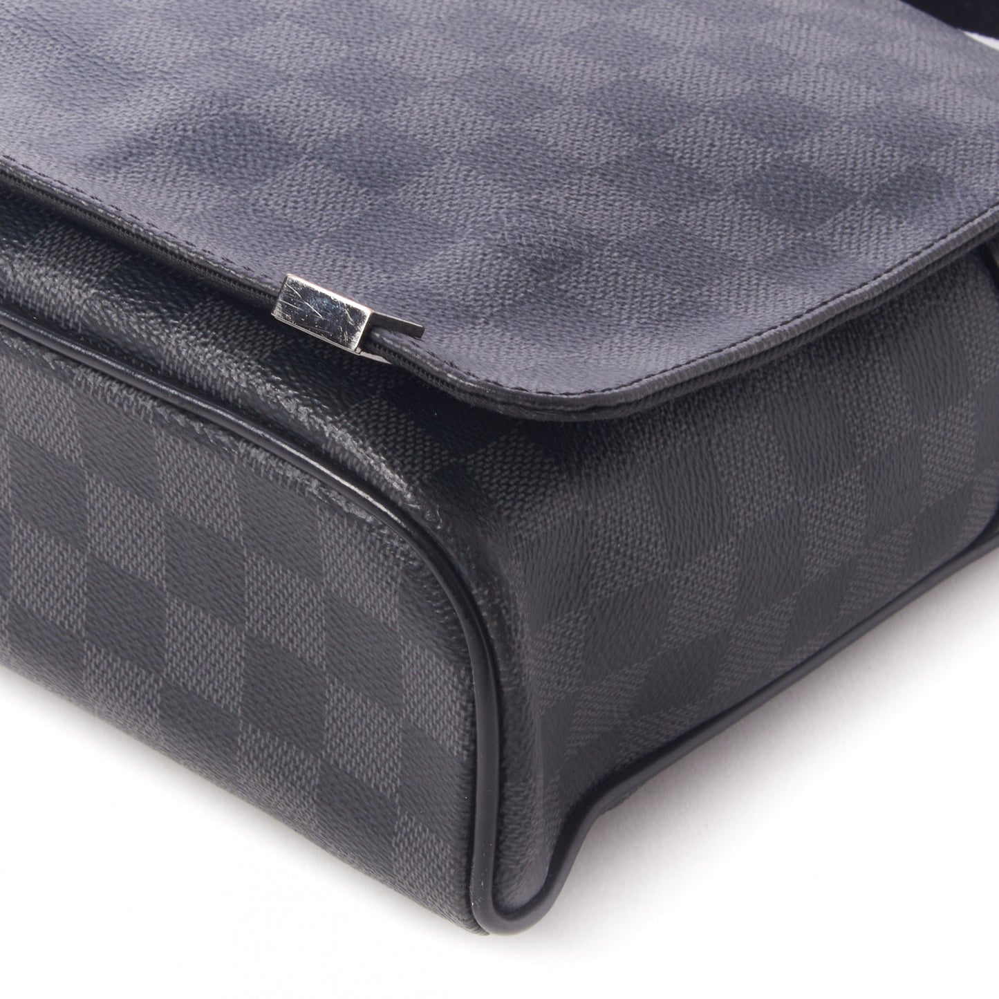Damier Graphite District PM