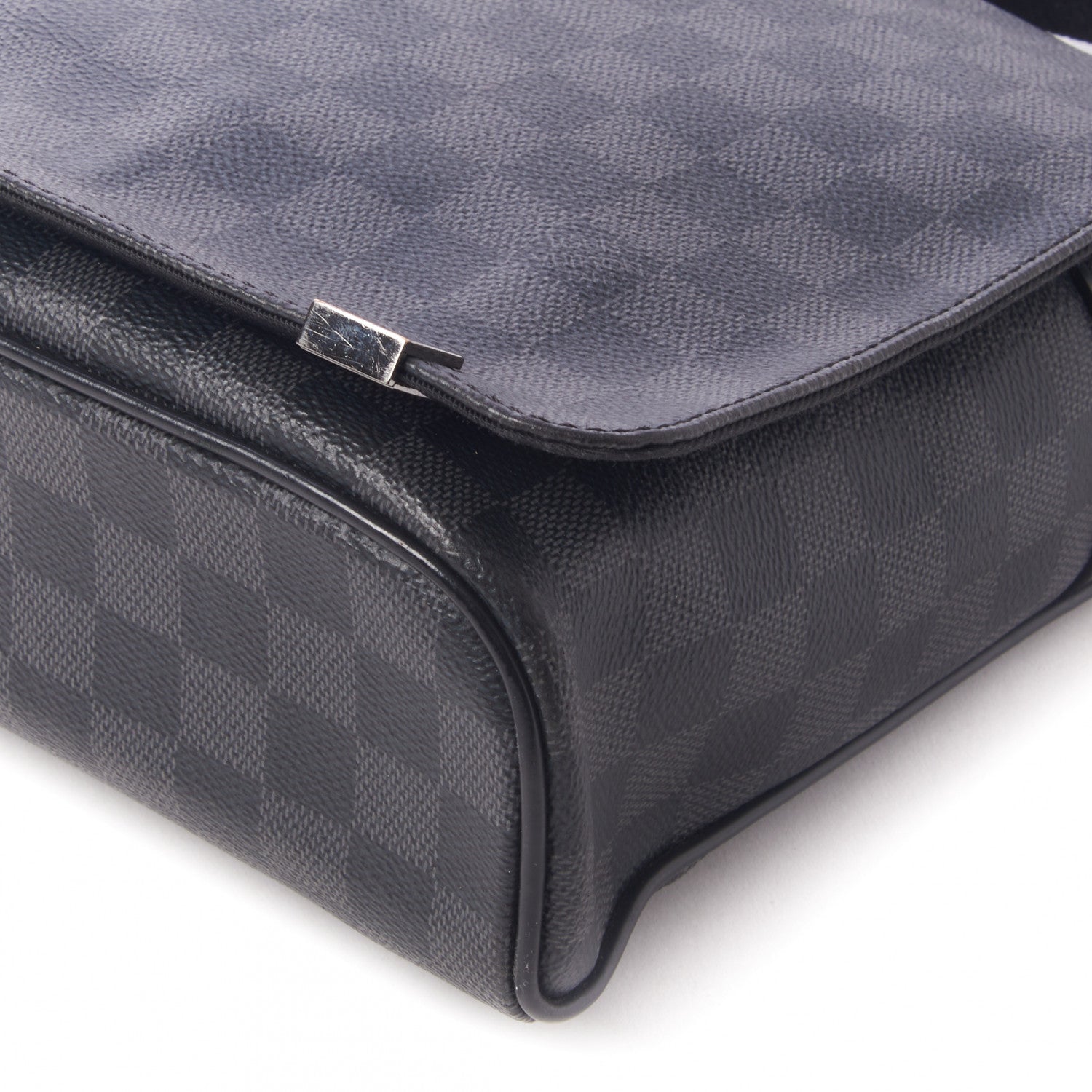 Louis Vuitton Damier Graphite District PM 5 of 8