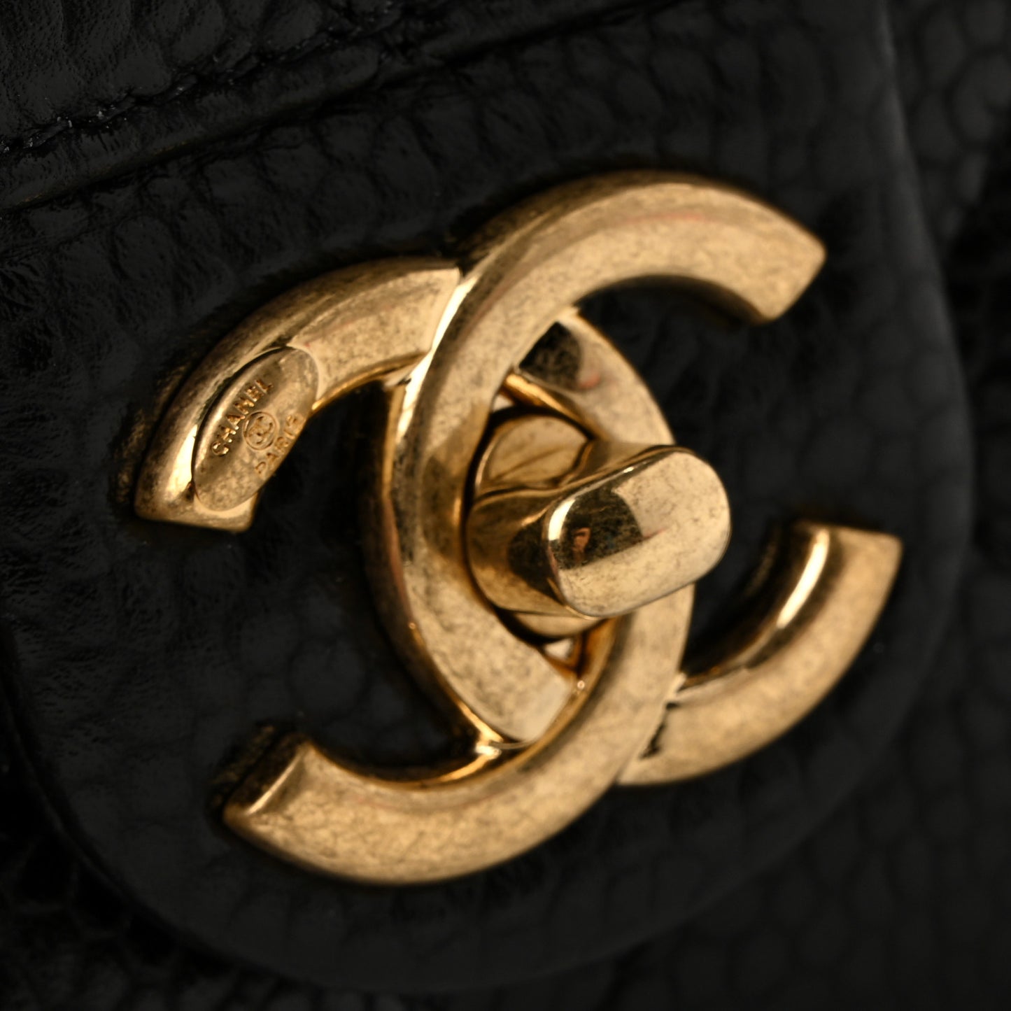Grained Calfskin Quilted Cruise Mini Flap Black