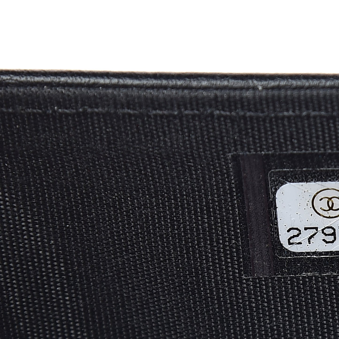 Caviar Quilted Medium Boy Flap Wallet Black
