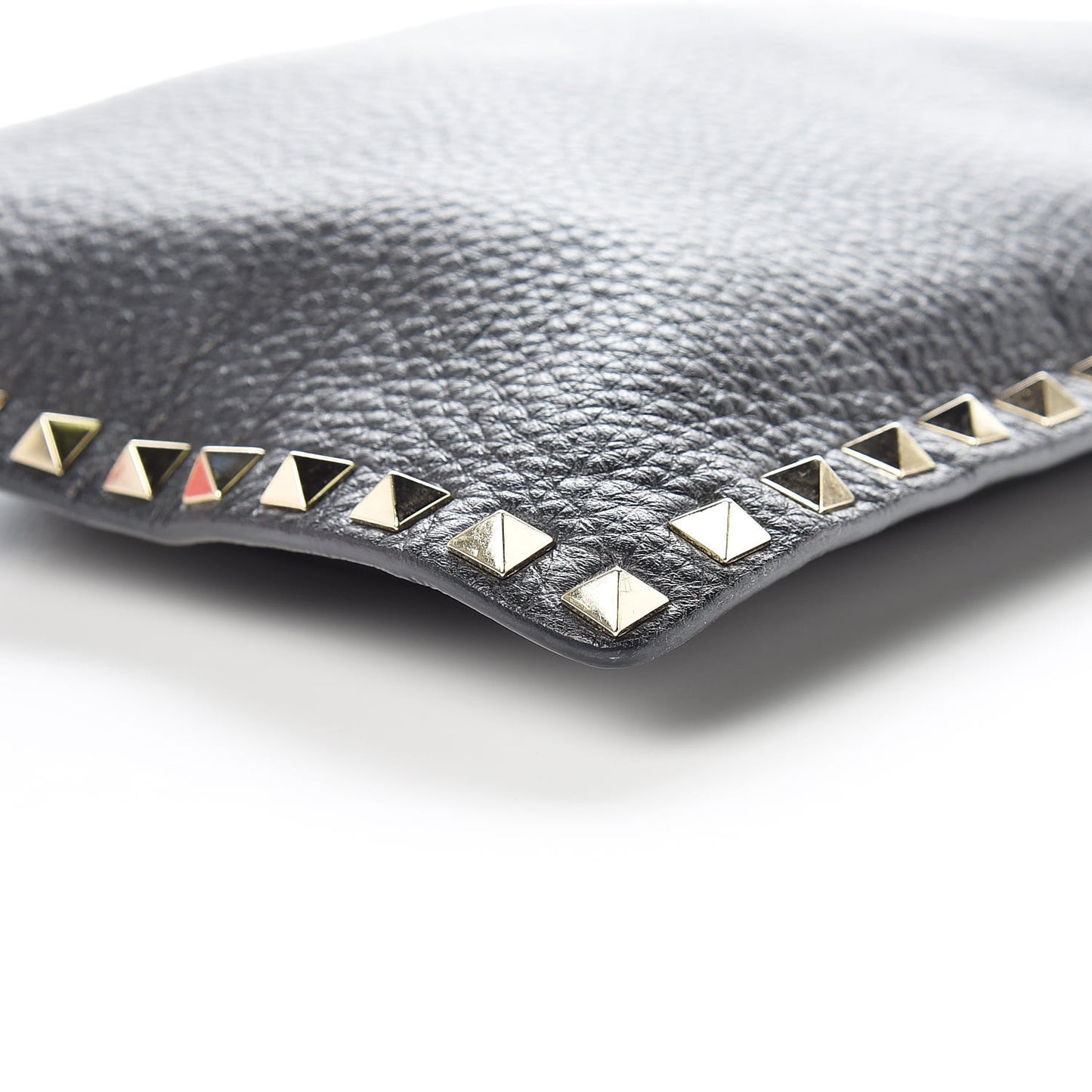 Pebbled Calfskin Large Rockstud Zip Pouch Black