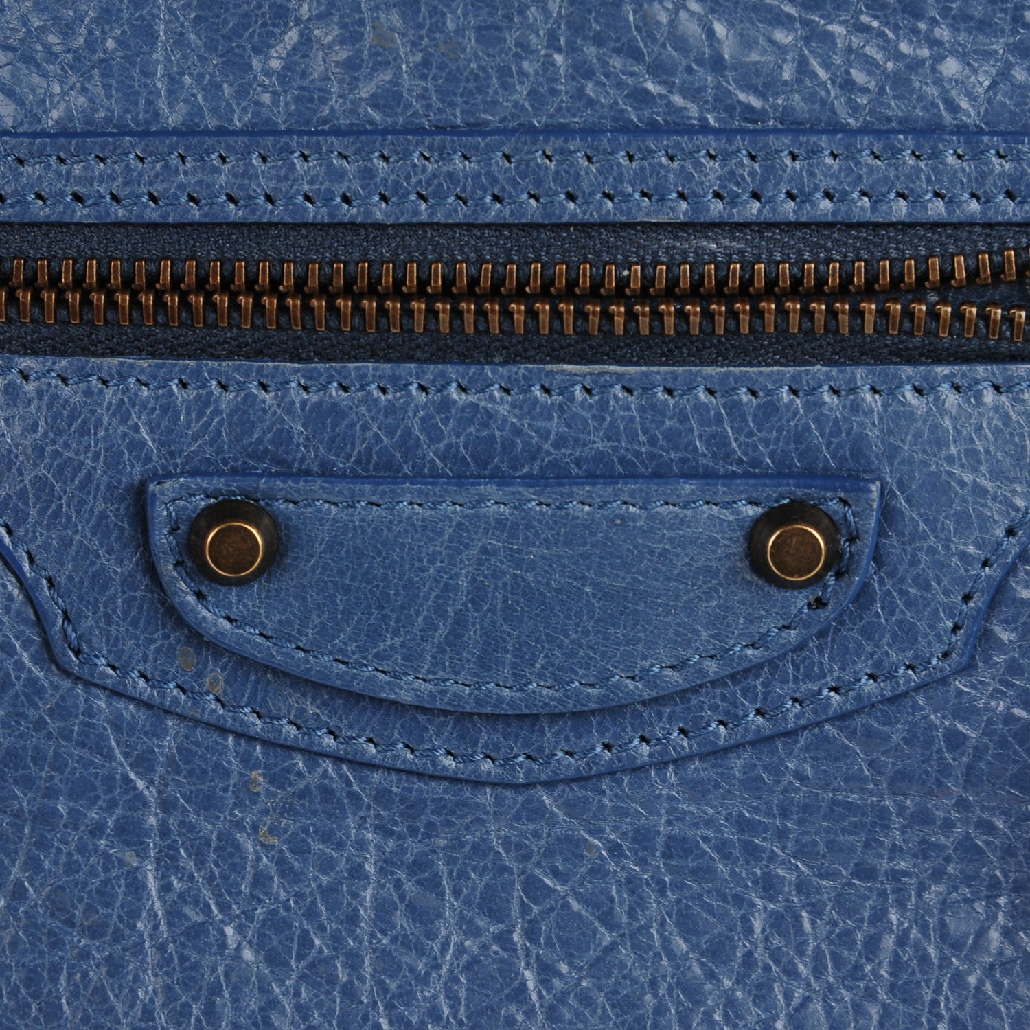 Balenciaga Agneau Classic Hardware Flat Crossbody Bleu Persan 8 of 11