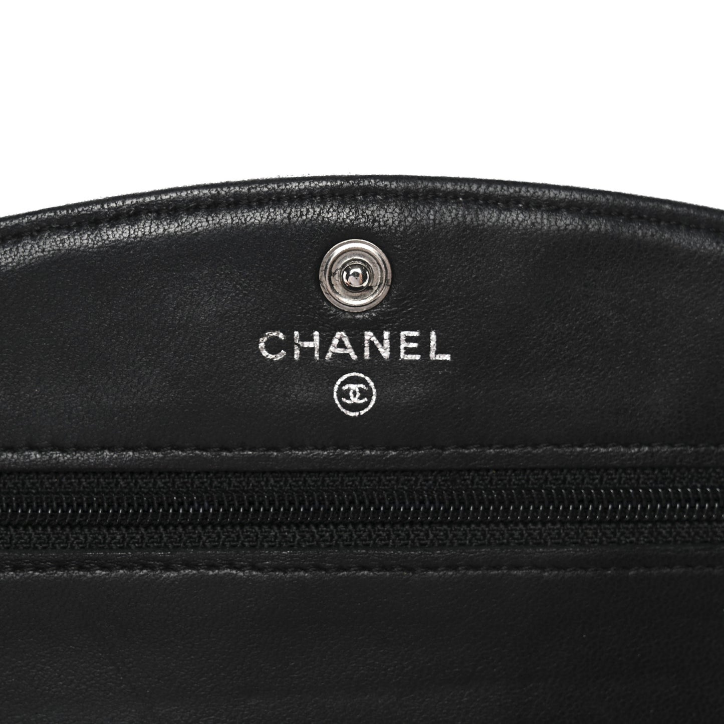 Lambskin Quilted Wallet On Chain WOC Black
