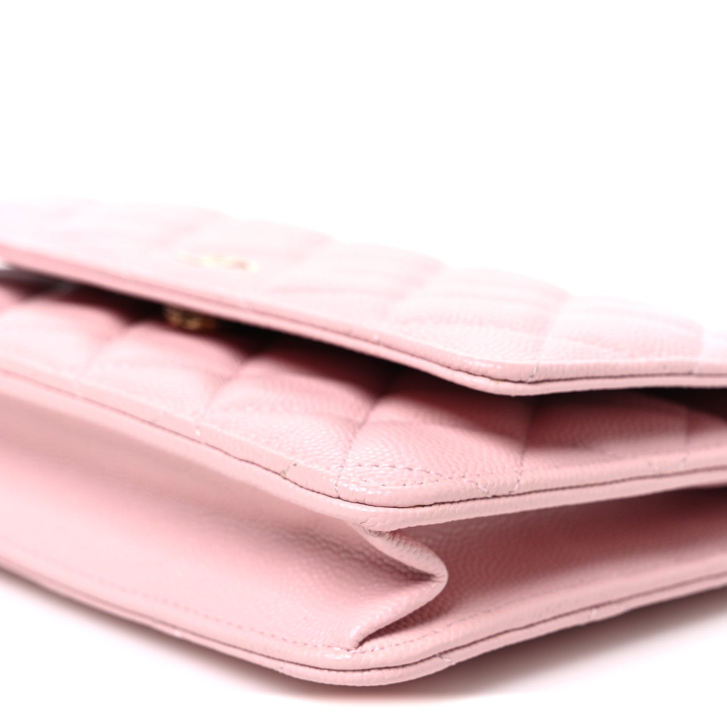 Caviar Quilted Wallet on Chain WOC Light Pink