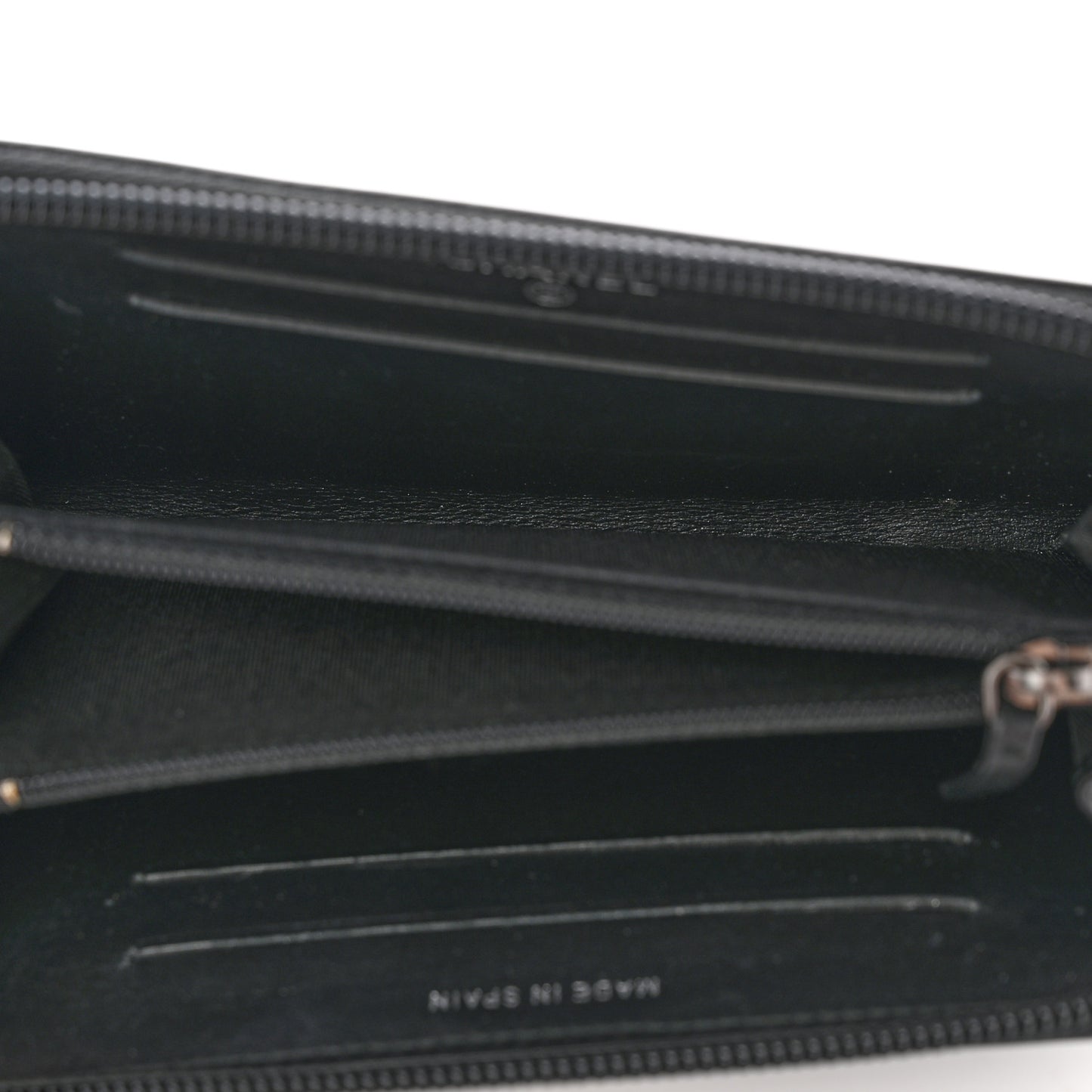 Caviar Quilted Boy Small Zip Around Wallet Black