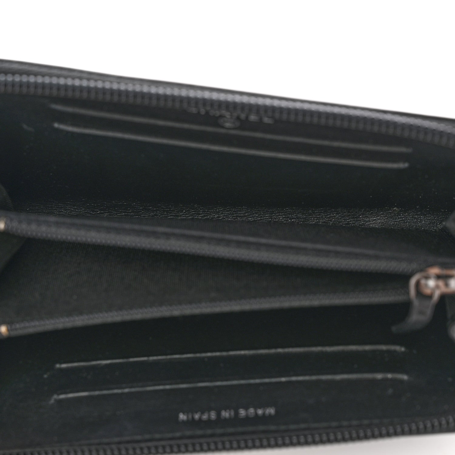 Chanel Caviar Quilted Boy Small Zip Around Wallet Black 5 of 12