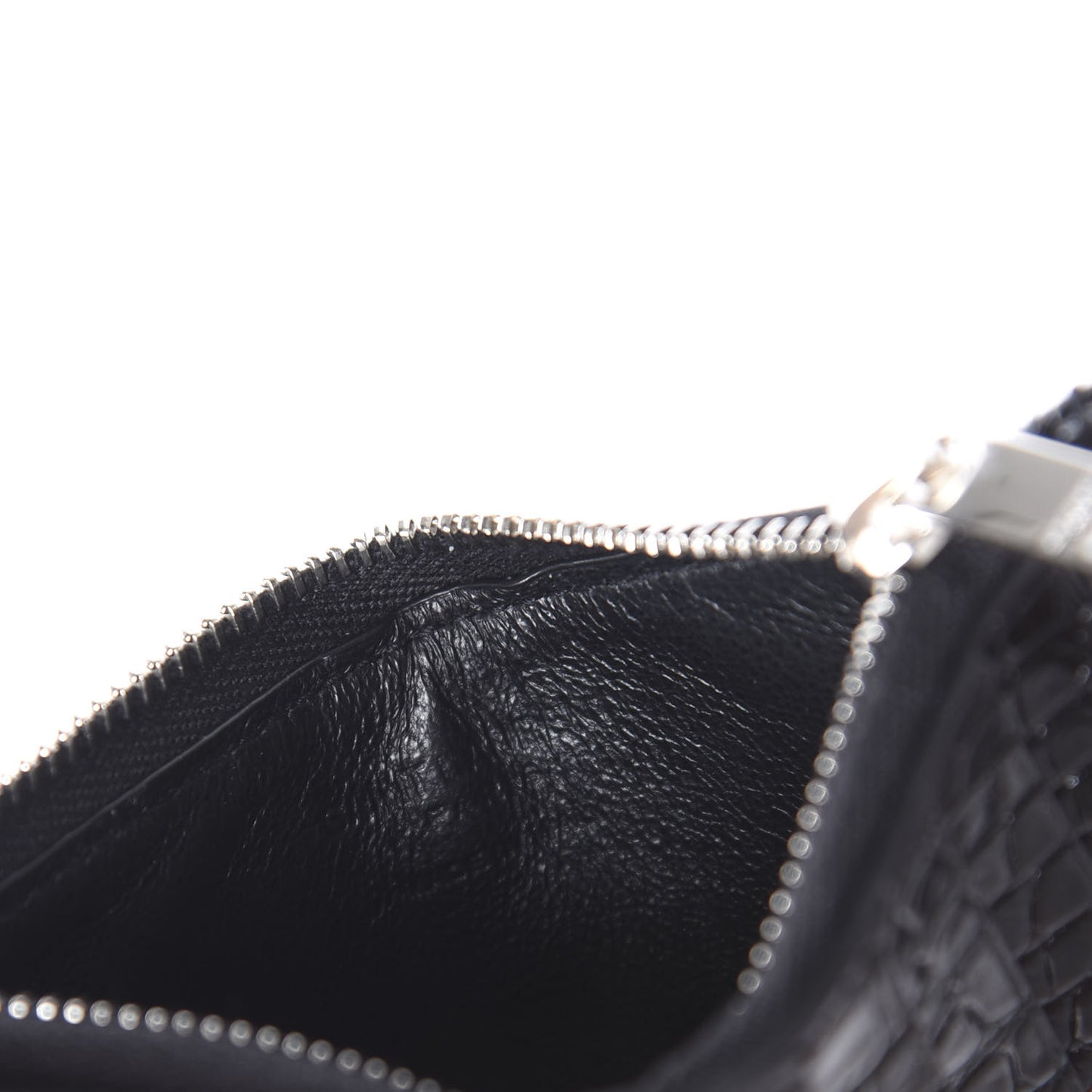 Calfskin Crocodile Embossed 5 Fragments Zip Card Case Black