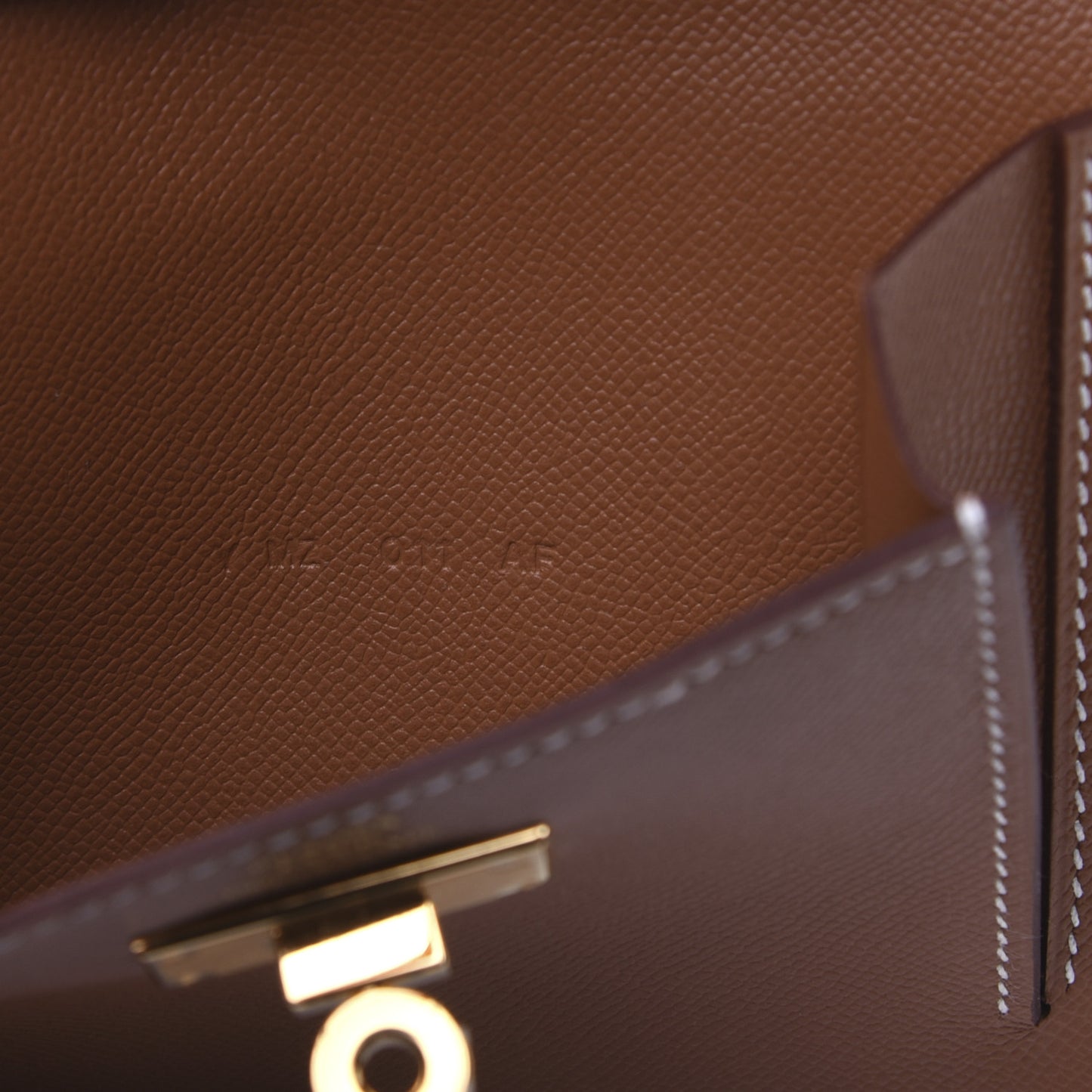 Epsom Kelly Pocket Compact Wallet Gold