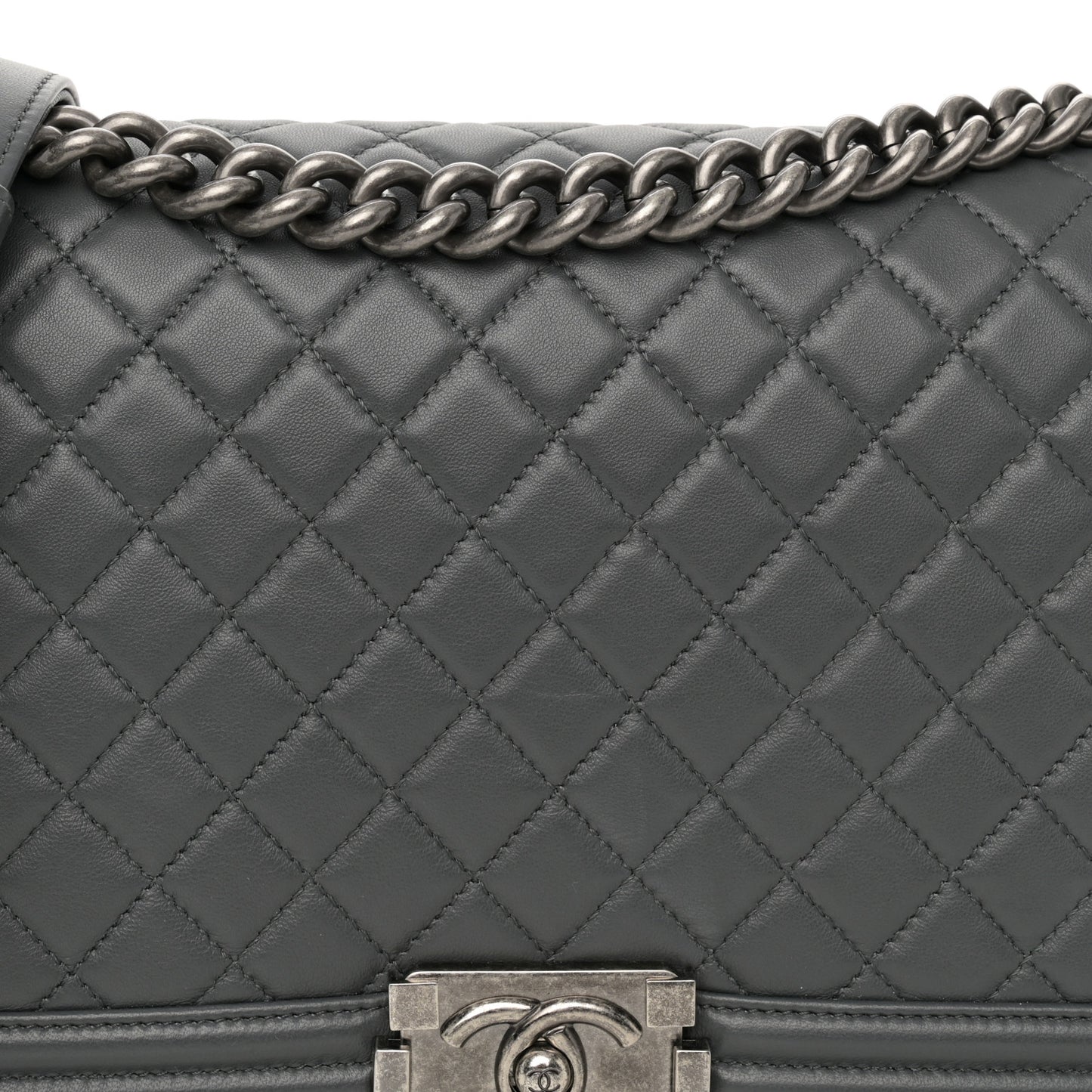 Lambskin Quilted New Medium Boy Flap Grey