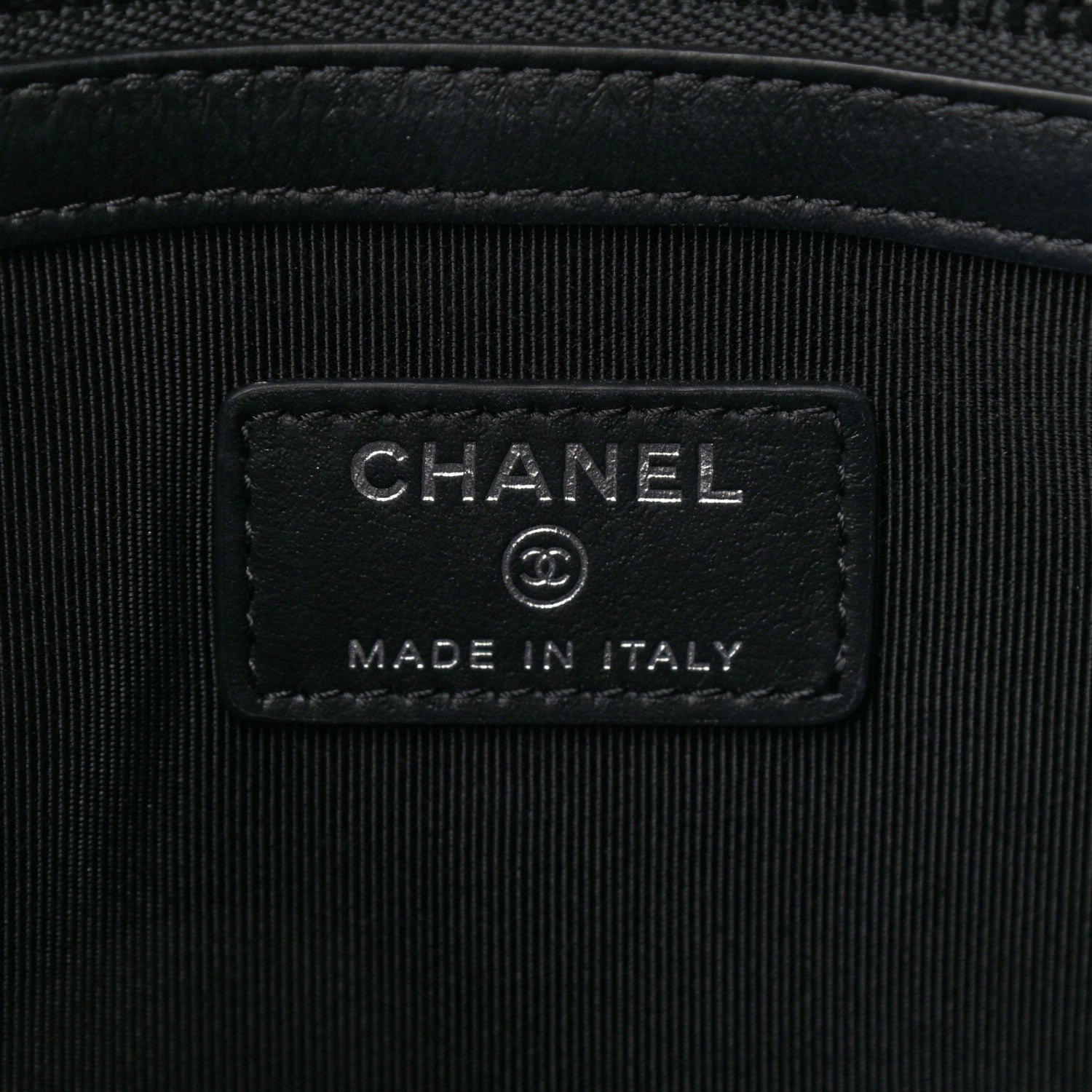Chanel Crumpled Calfskin Quilted Medium Cosmetic Case So Black 6 of 7