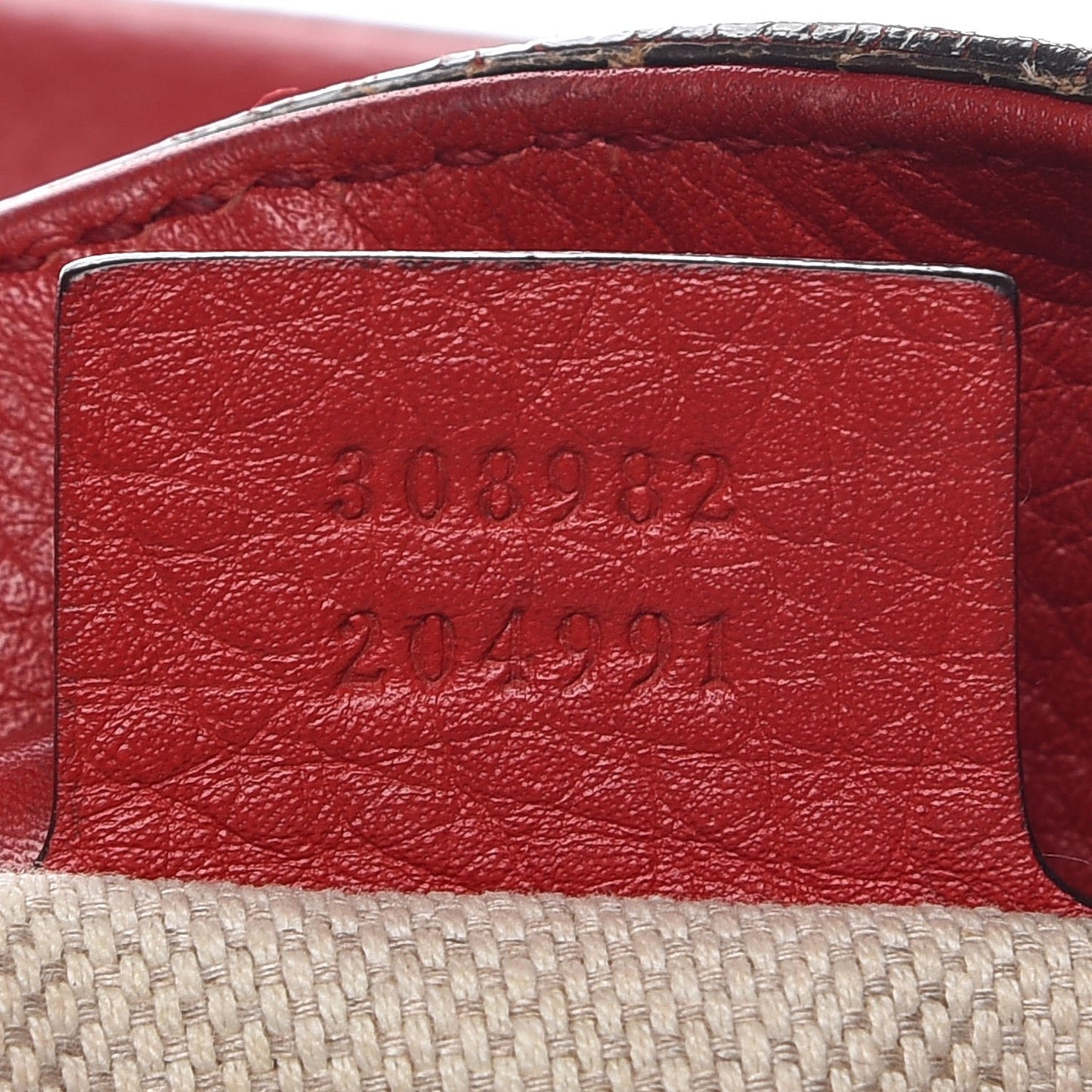 Pebbled Calfskin Medium Soho Chain Shoulder Bag Tabasco Red
