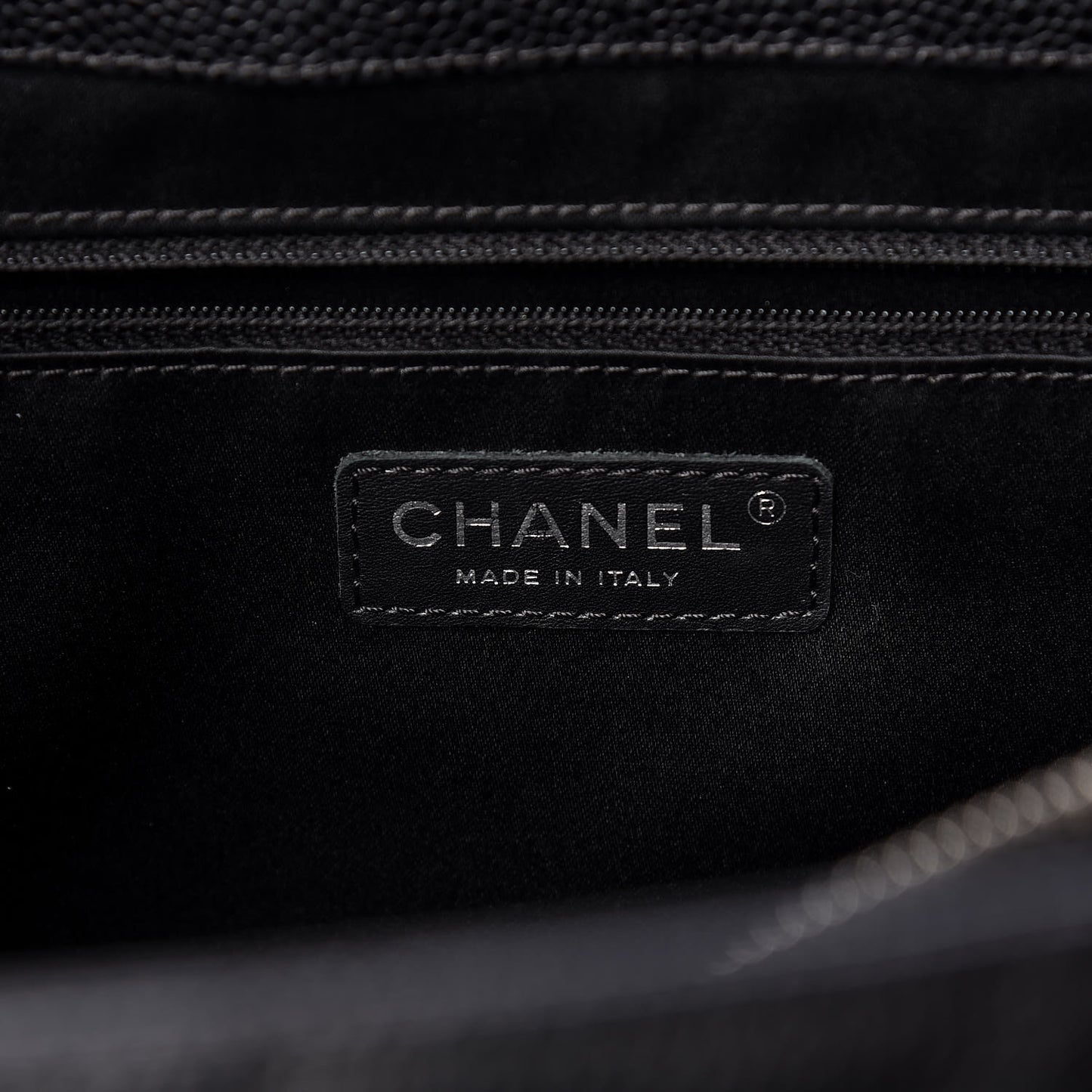 Caviar Quilted XL Grand Shopping Tote GST Black