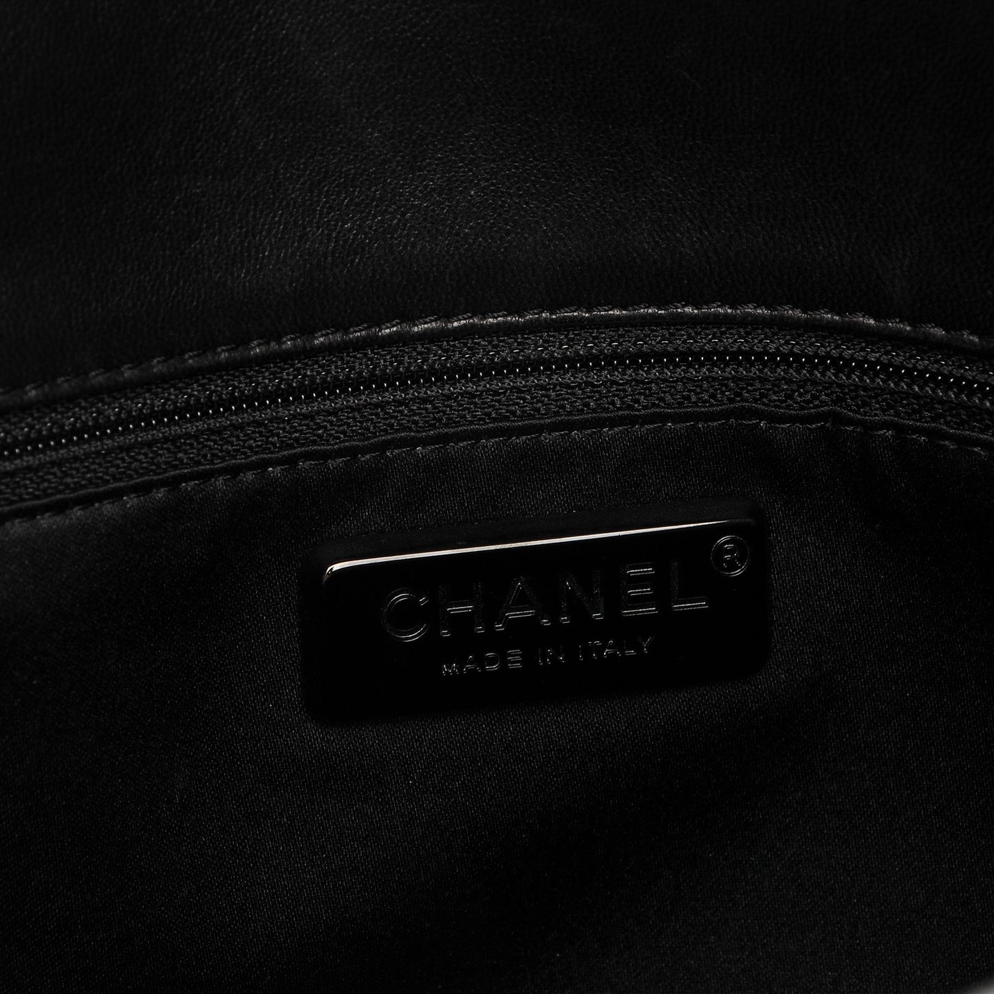 Painted Tweed Medium Single Flap Black Grey