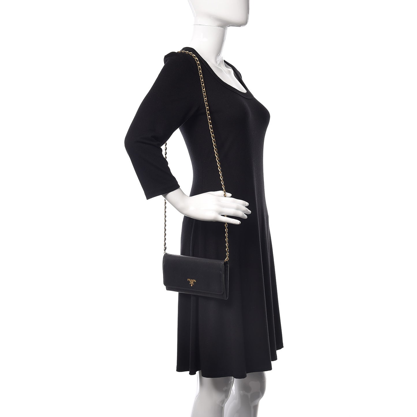 Saffiano Metal Oro Chain Wallet Black