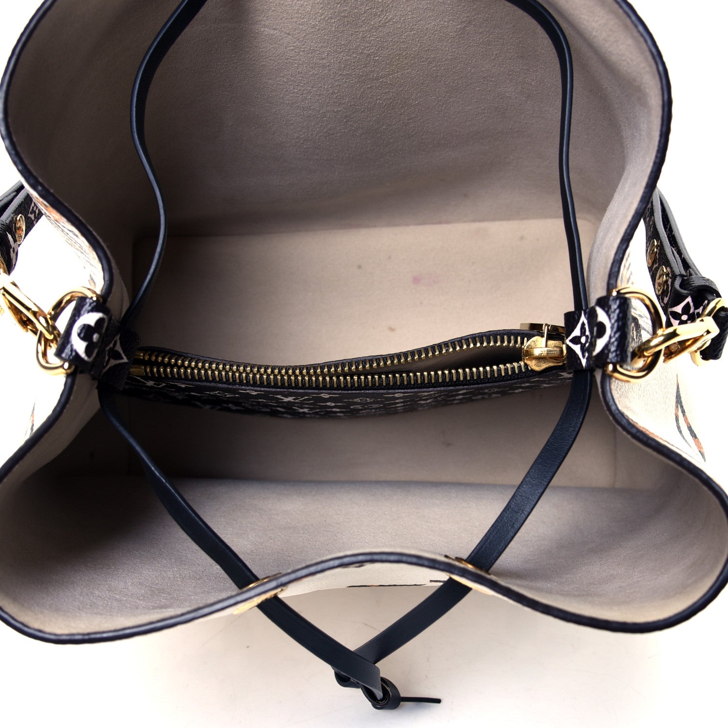 Louis Vuitton Monogram Giant Jungle NéoNoé Ivory 4 of 4