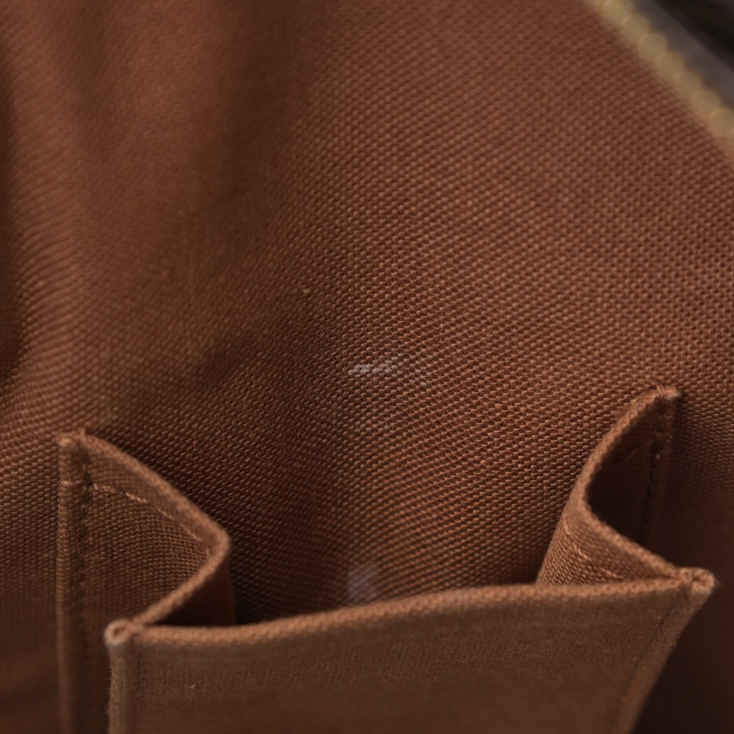 Louis Vuitton Monogram Cabas Mezzo 19 of 19