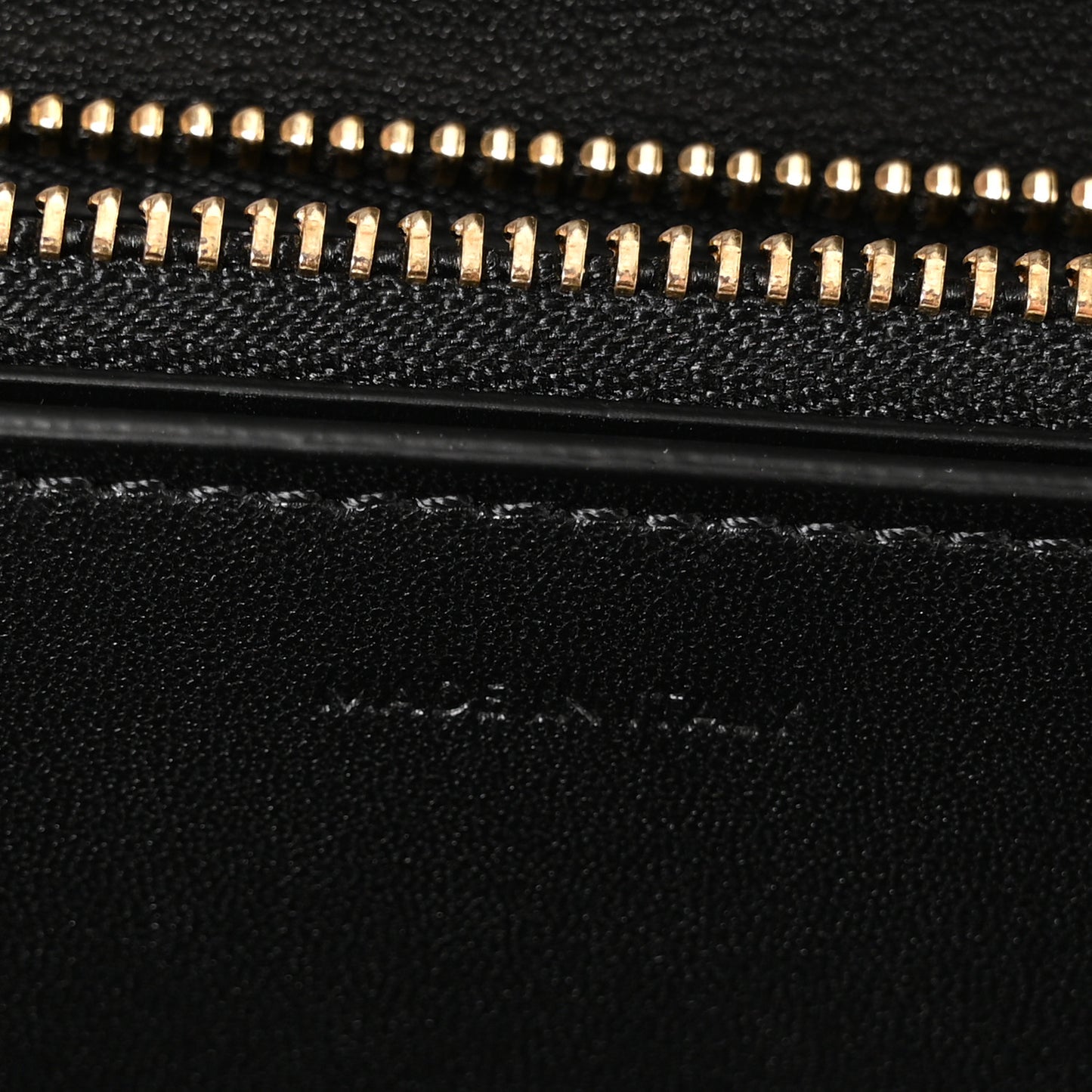 Box Calfskin Medium Classic Box Flap Bag Black
