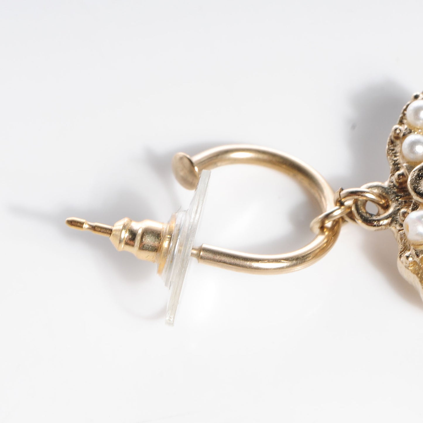 Pearl CC Maharaja Dangle Earrings Gold