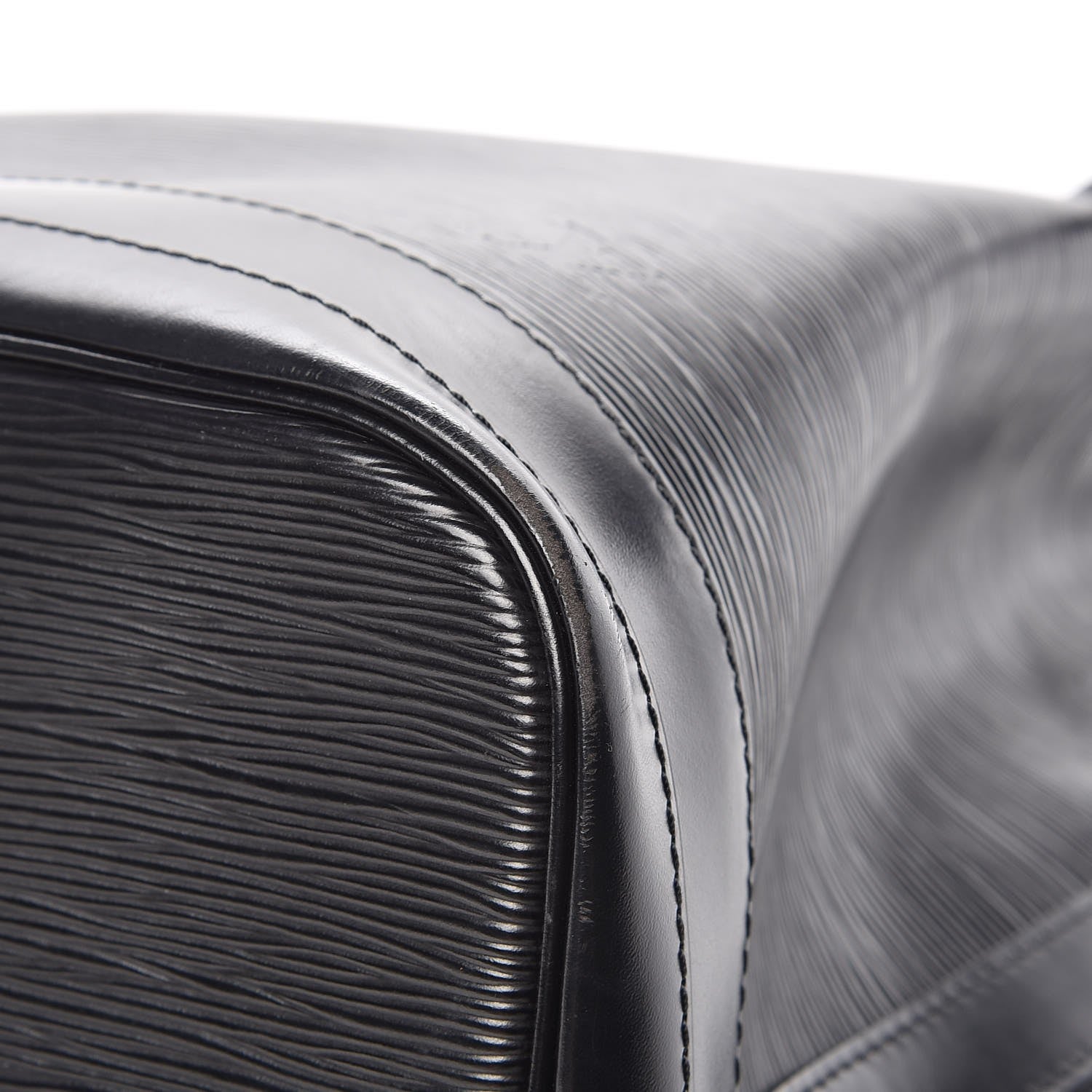 Louis Vuitton Epi Noe Black 7 of 14