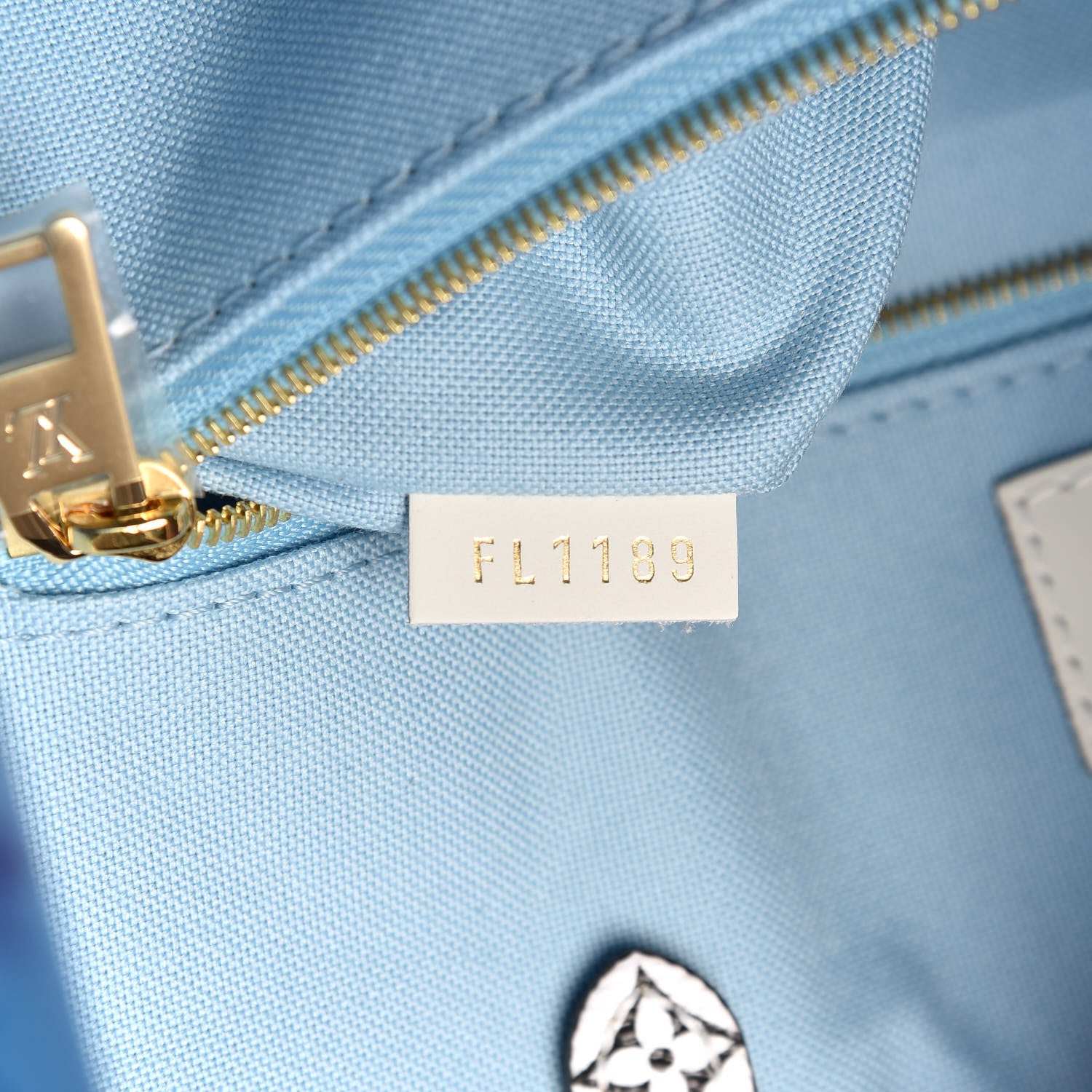 Louis Vuitton Monogram Giant Santa Monica Onthego Blue 8 of 12