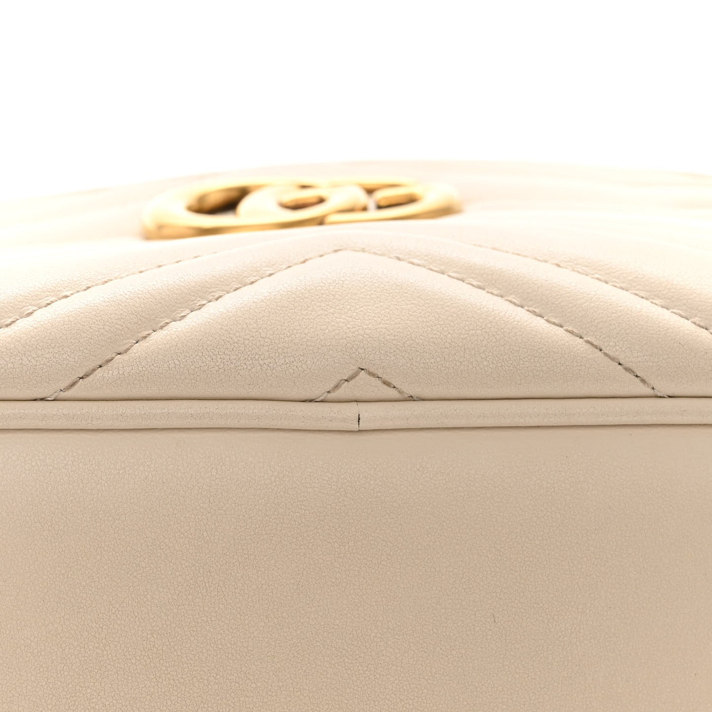 Calfskin Matelasse Small GG Marmont Chain Shoulder Bag White