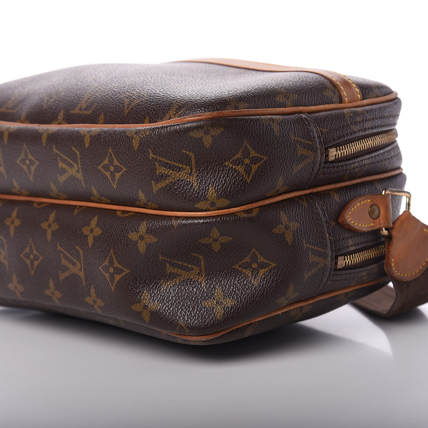 Louis Vuitton Monogram Reporter PM 8 of 11