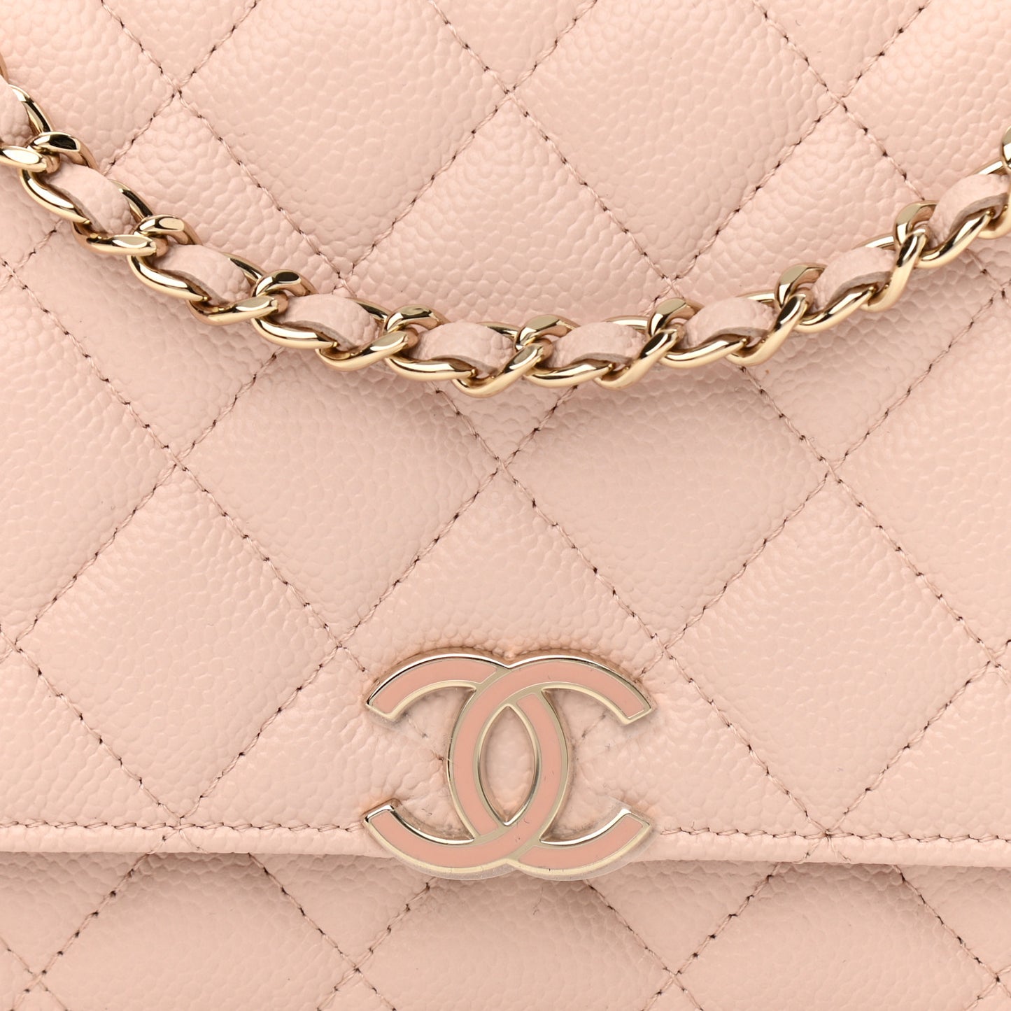 Caviar Quilted Wallet On Chain WOC Light Pink