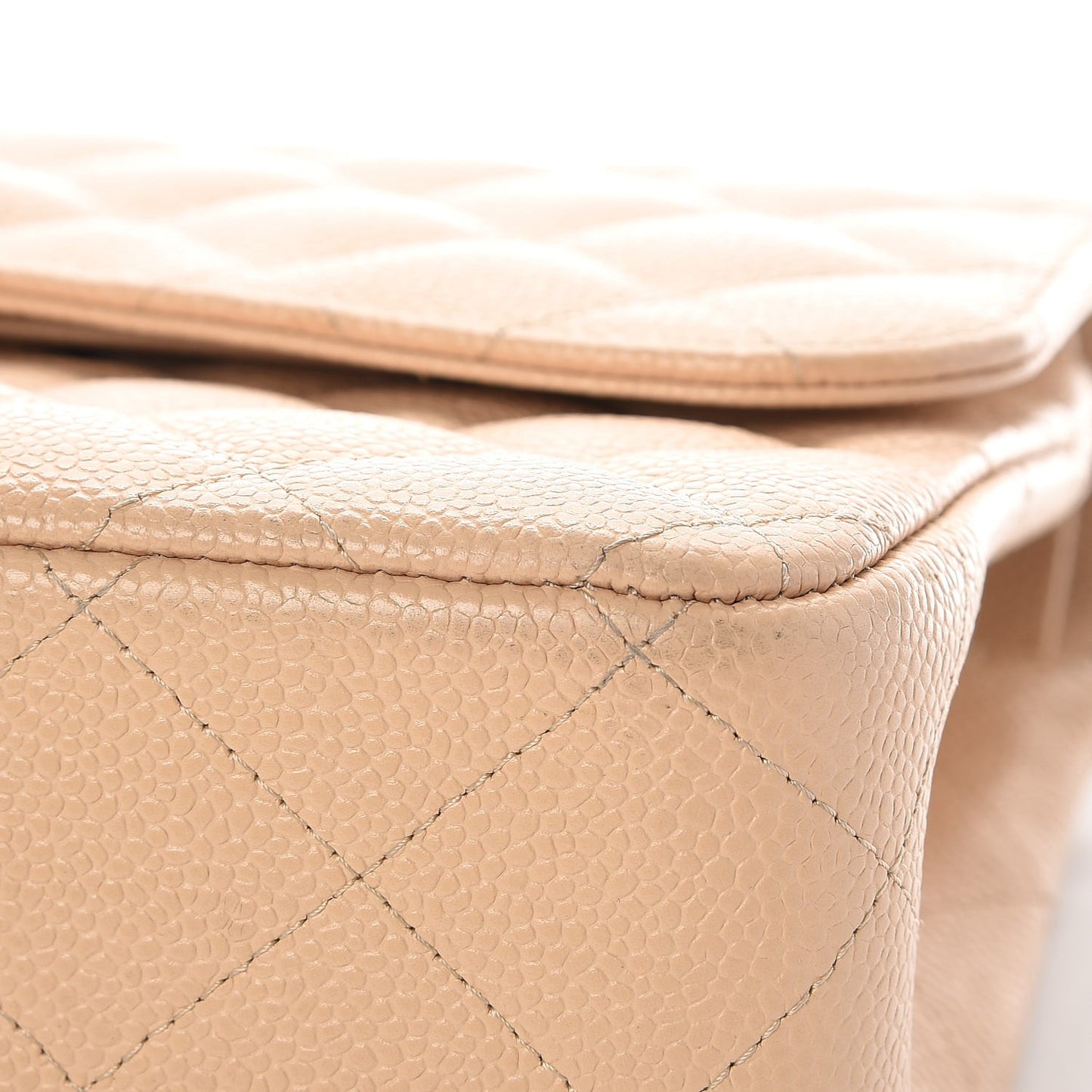 Caviar Quilted Jumbo Double Flap Beige Clair