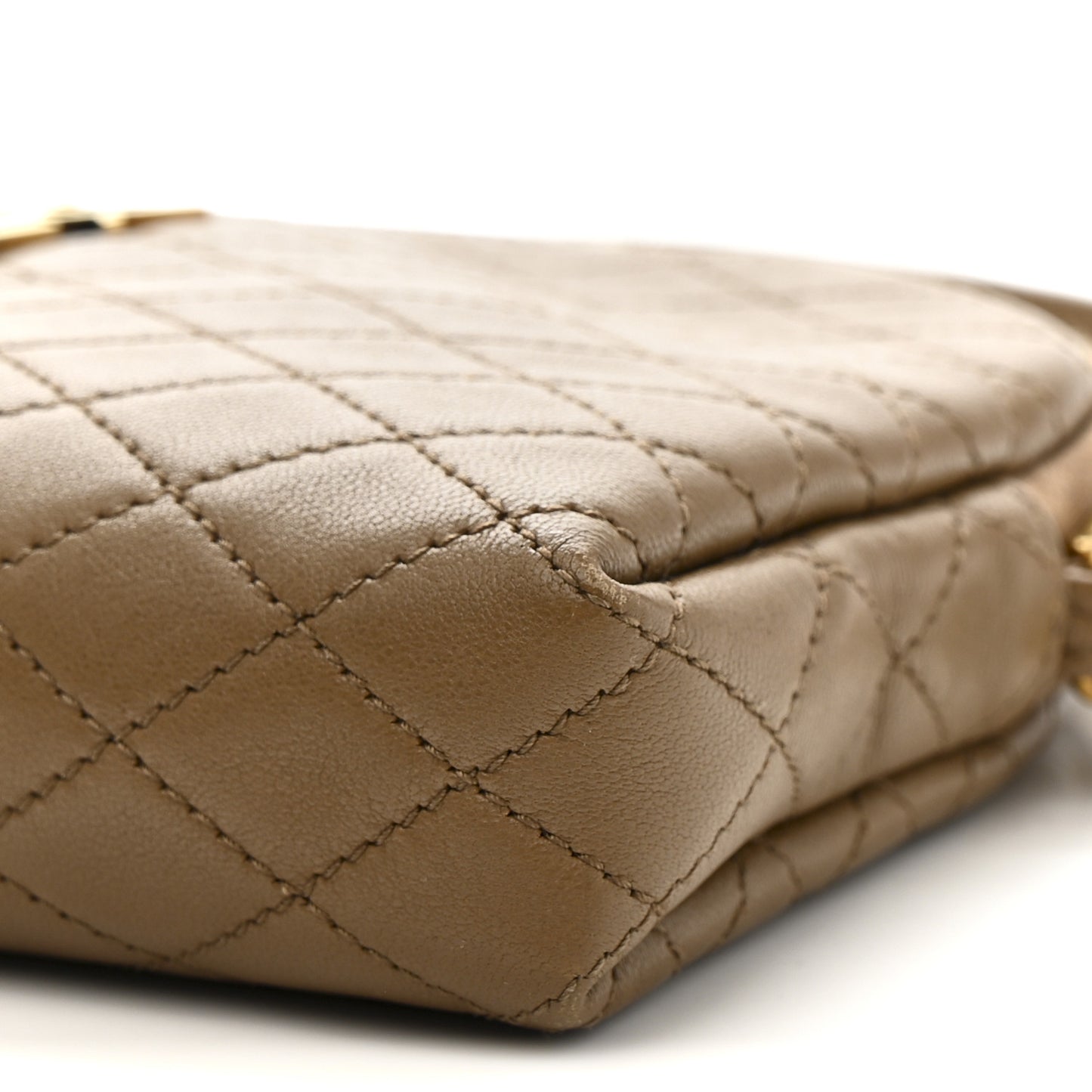 Lambskin Quilted Gaby Zipped Pouch Dark Cork
