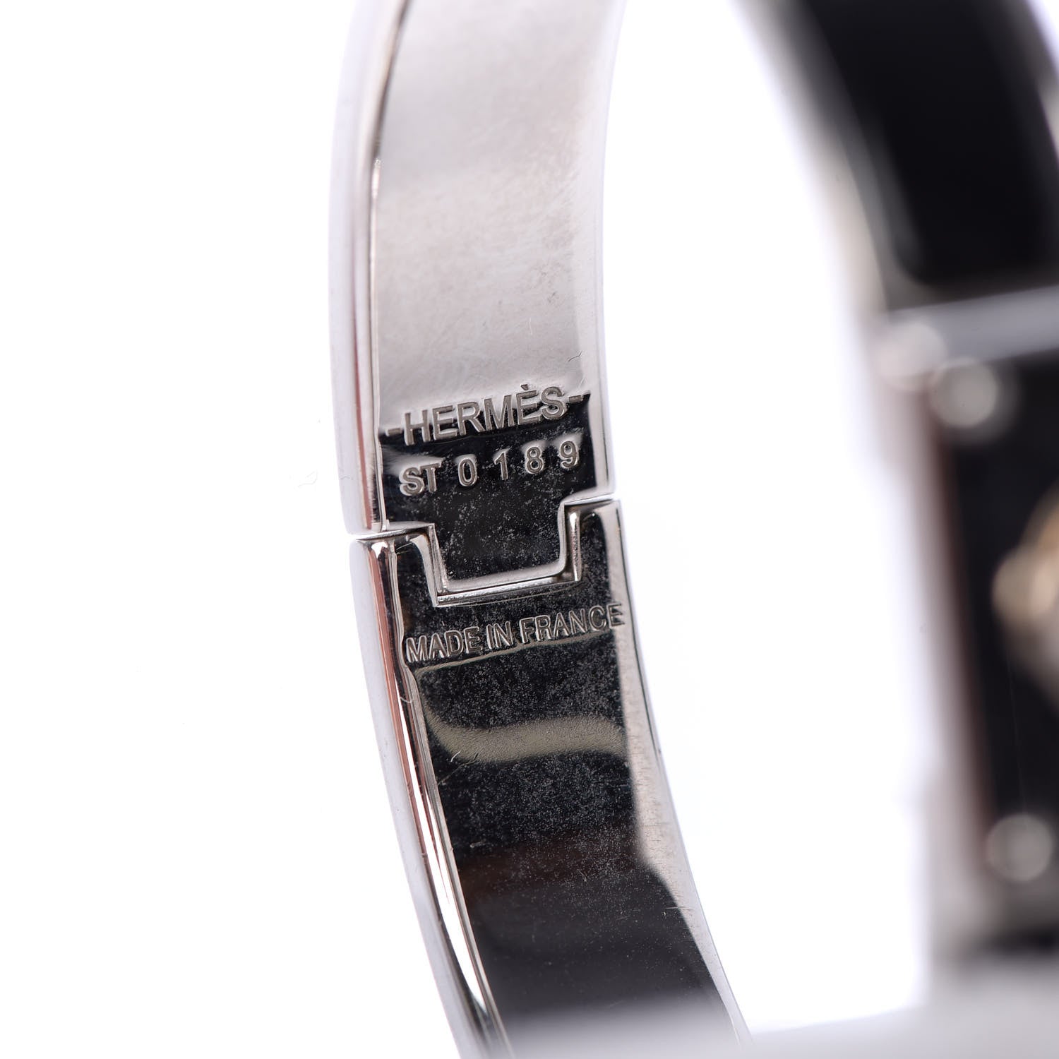 Hermes Enamel Clic Anneau Bracelet PM Black 4 of 5