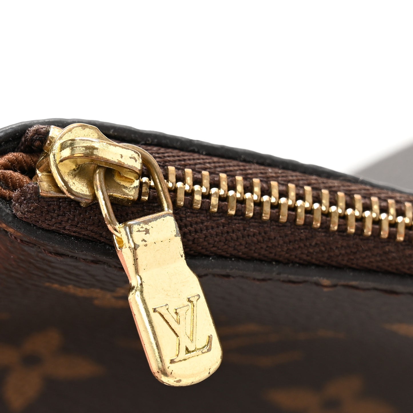 Monogram Etui Voyage PM Pouch