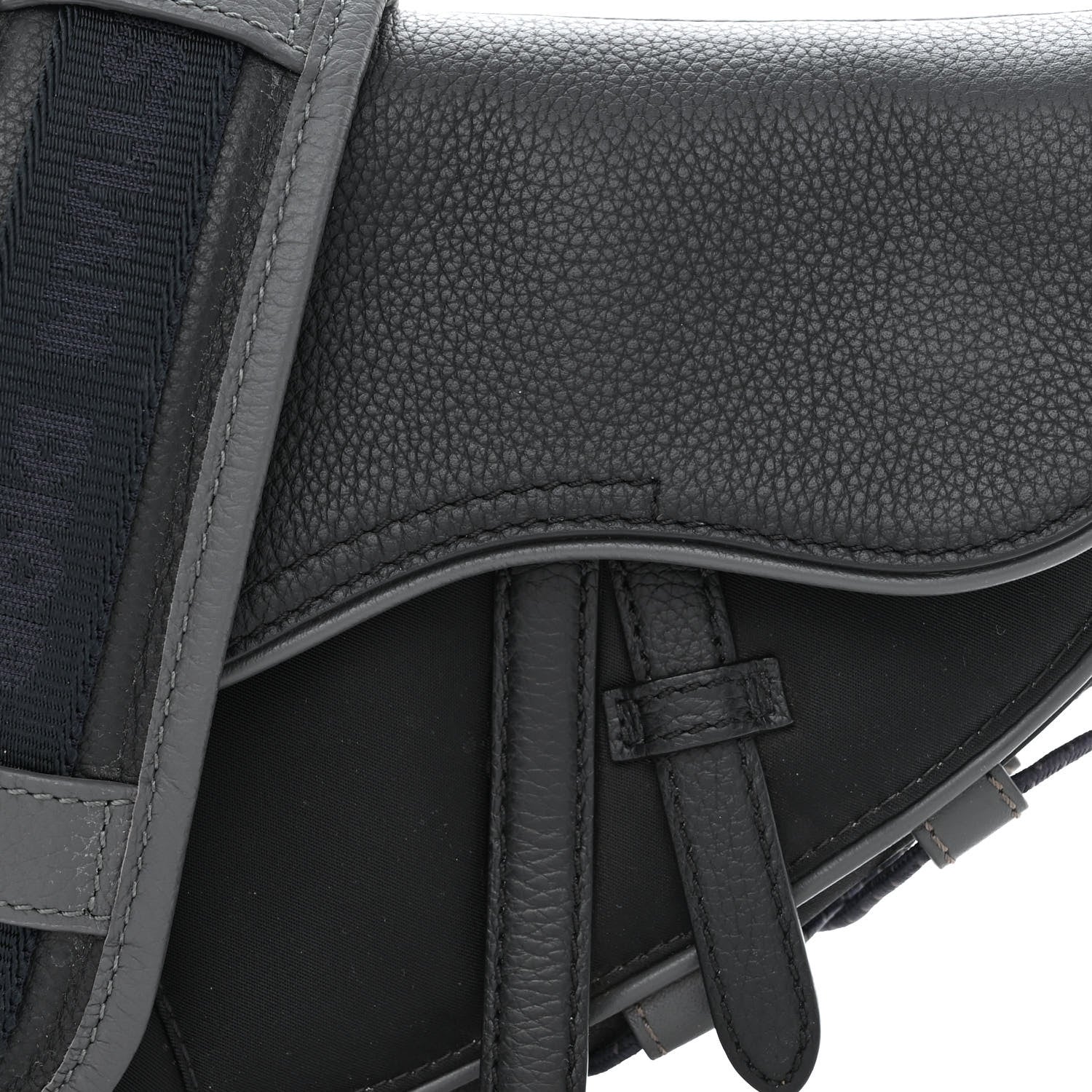 Christian Dior X SACAI Grained Calfskin Technical Fabric Mens Saddle Bag Black 8 of 10