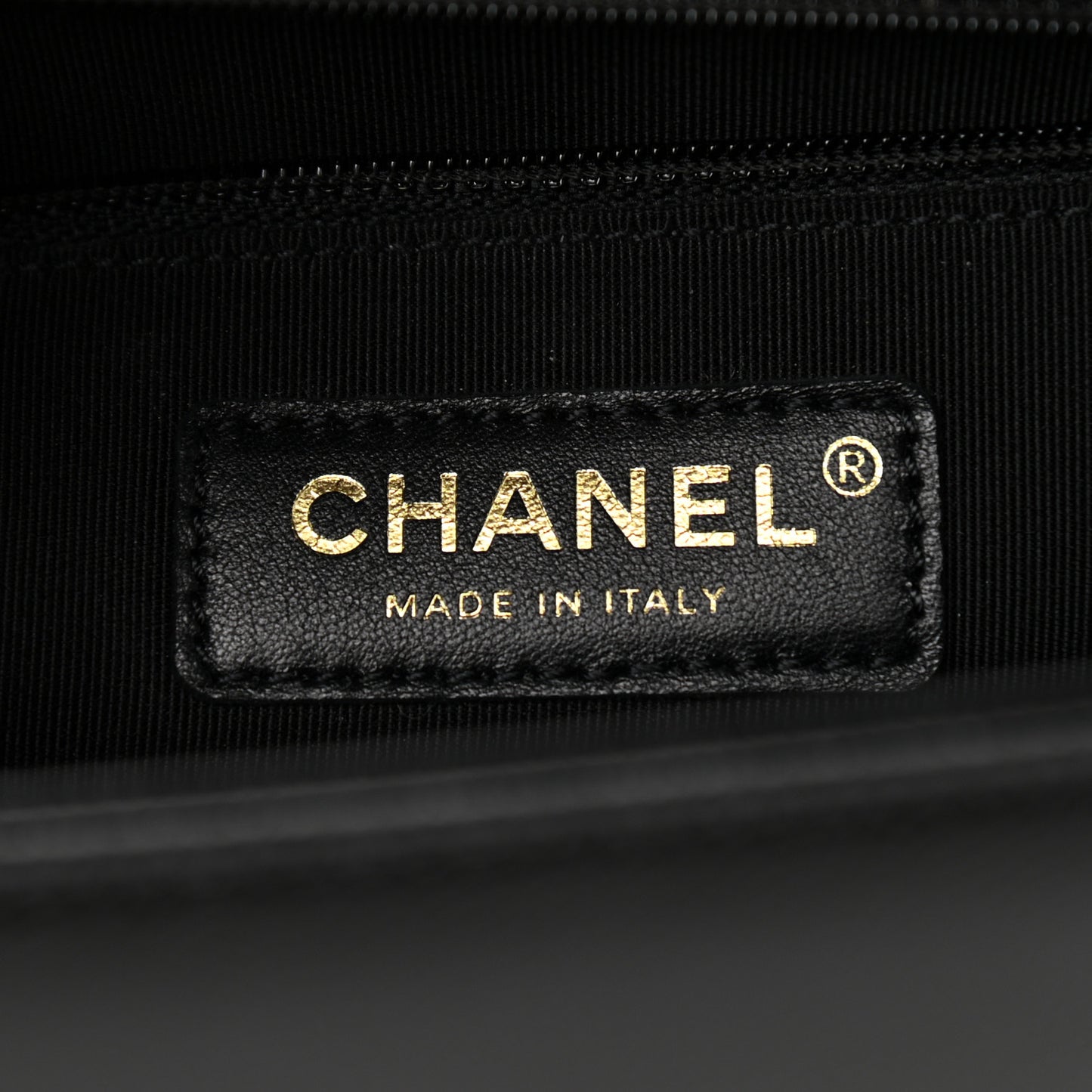 Caviar Quilted New Medium Boy Flap Black