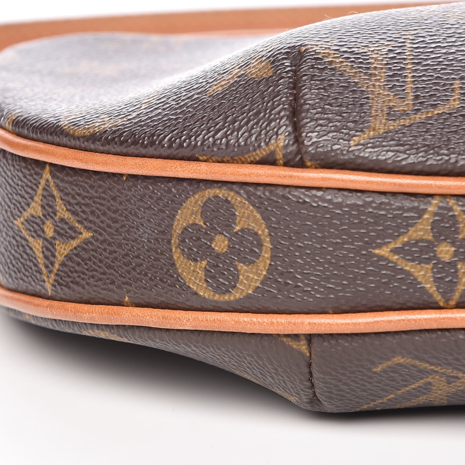 Louis Vuitton Monogram Croissant PM 8 of 9