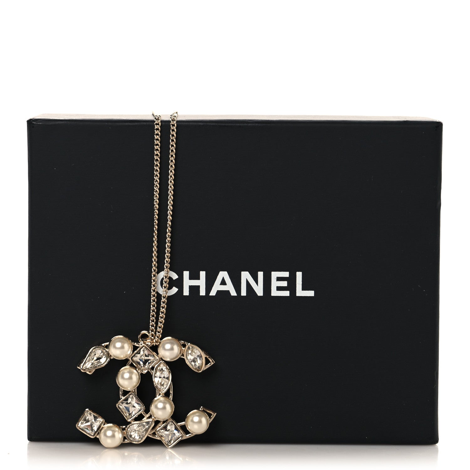 CHANEL ネックレス Chanel Crystal Pearl CC Pendant Necklace Gold 1936900 – FASHIONPHILE