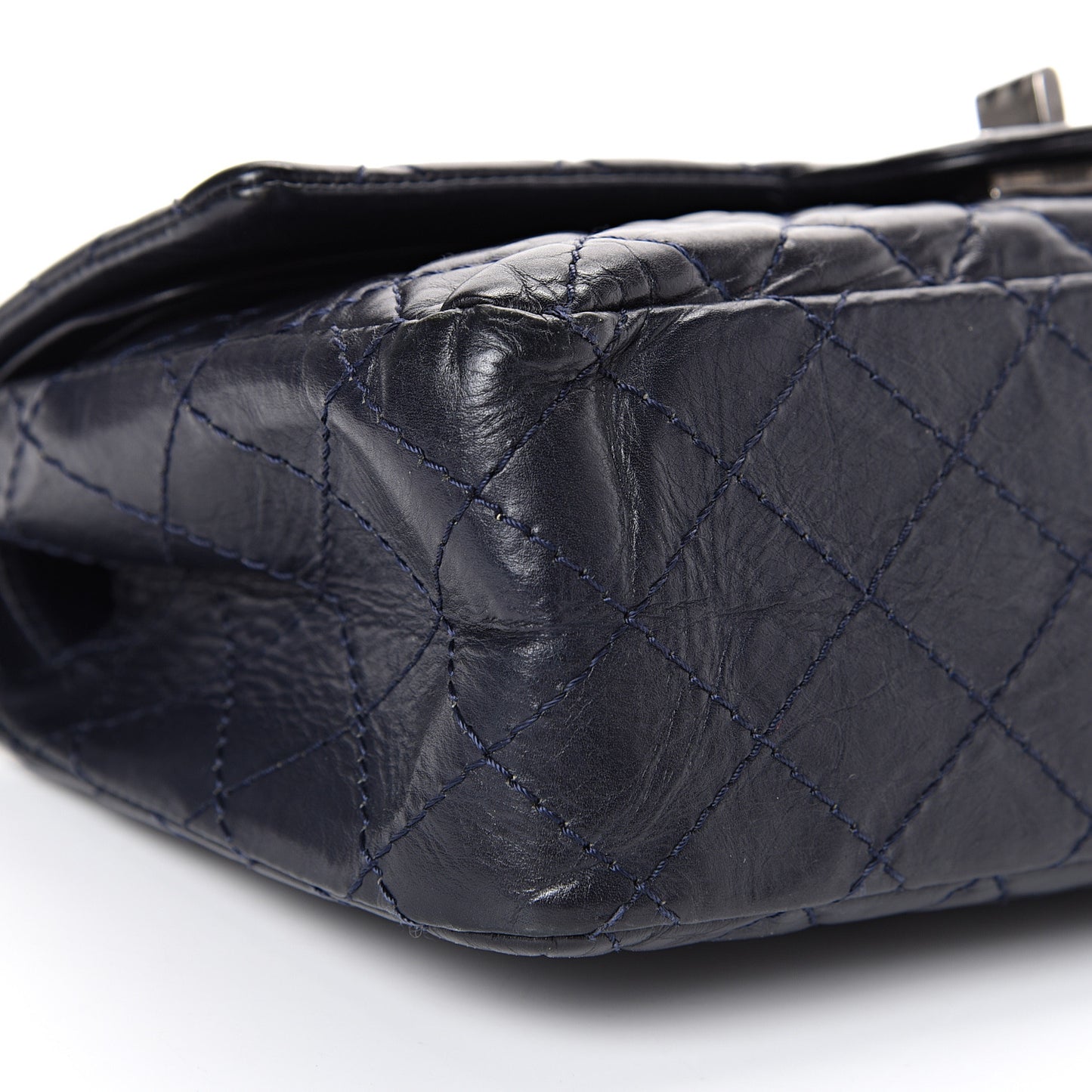 Aged Calfskin Quilted 2.55 Reissue 225 Flap Navy Blue