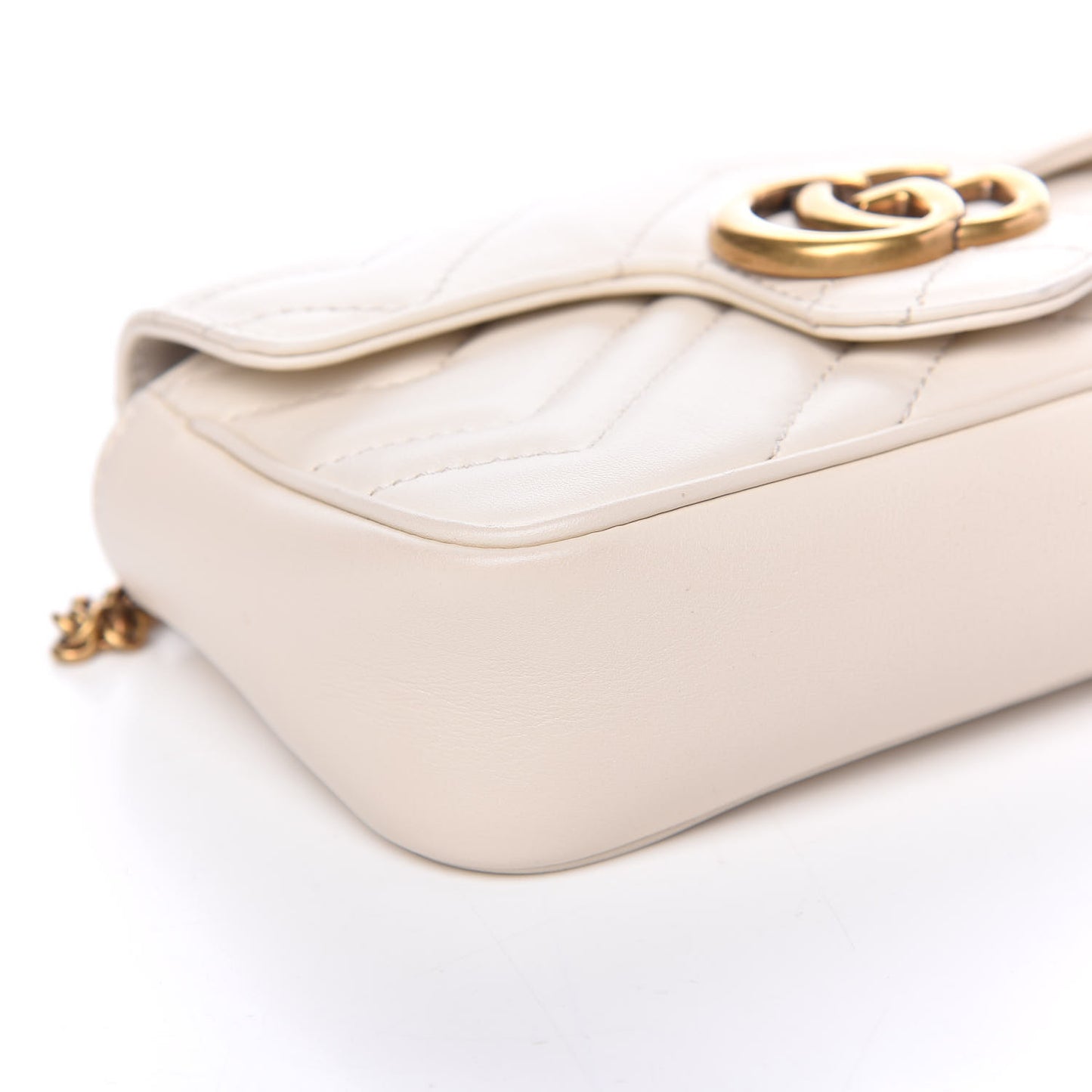 Calfskin Matelasse Super Mini GG Marmont Shoulder Bag White