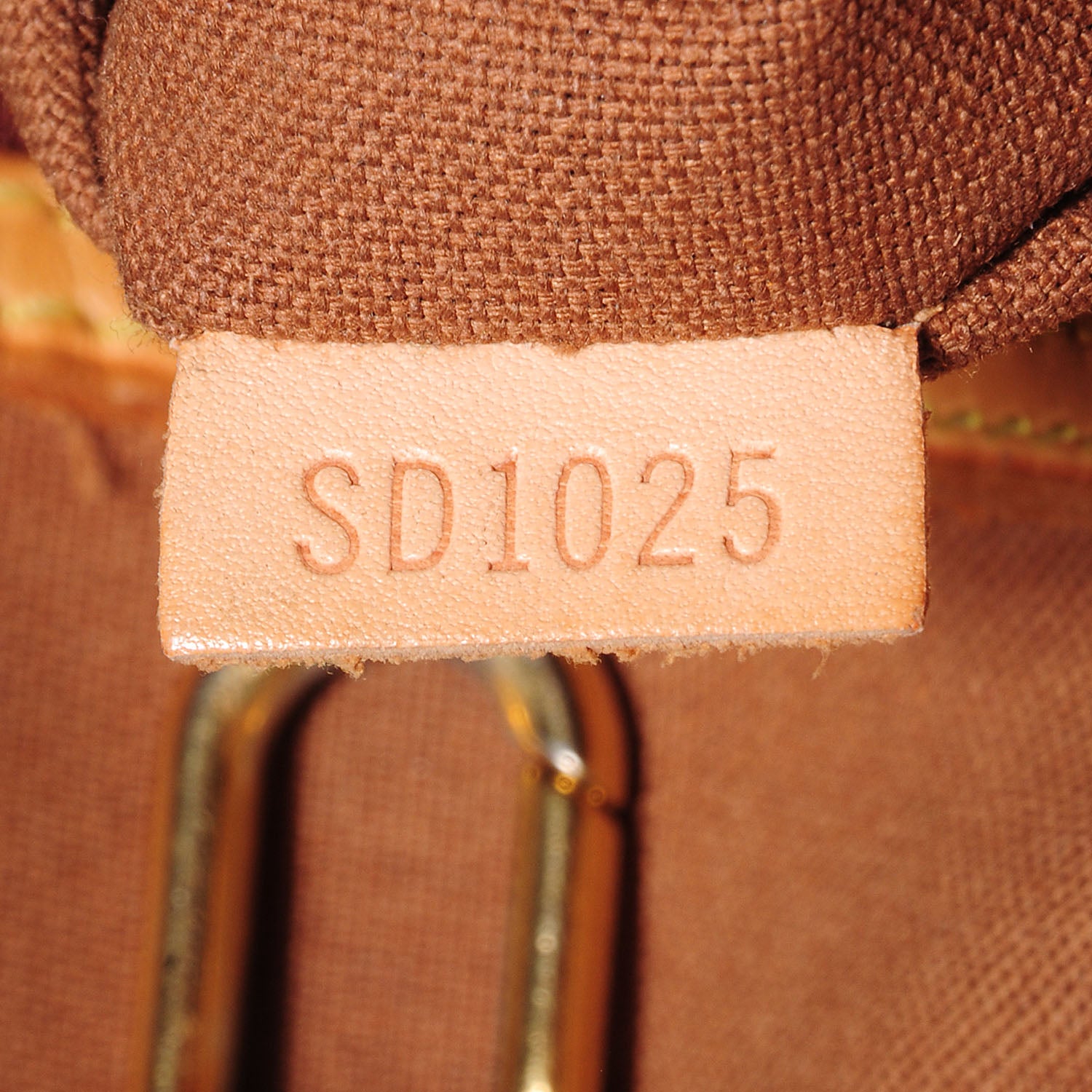 Louis Vuitton Monogram Batignolles Vertical 6 of 6