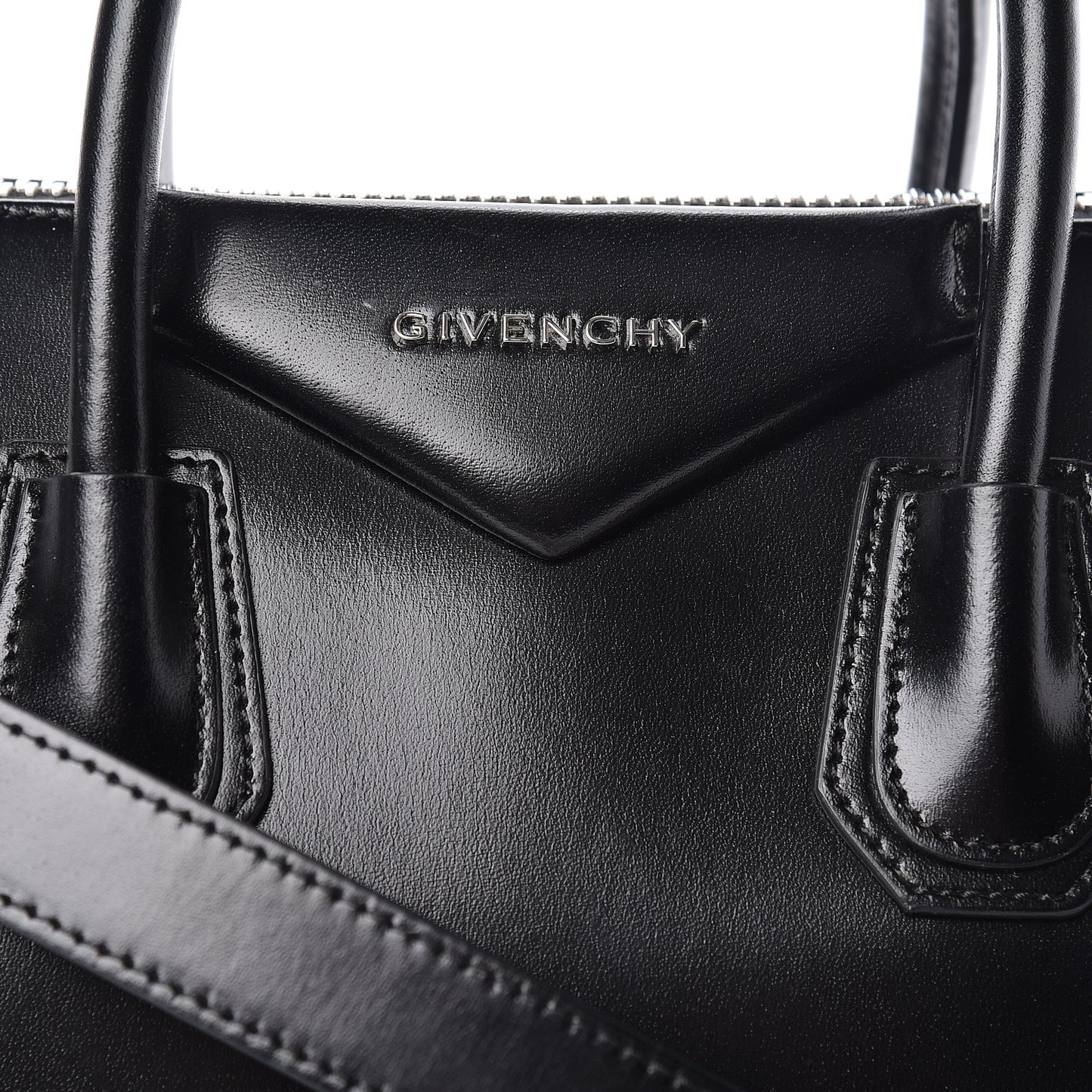 Shiny Lord Calfskin Small Antigona Black