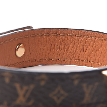 Louis Vuitton Monogram Essential V Bracelet 17 3 of 4
