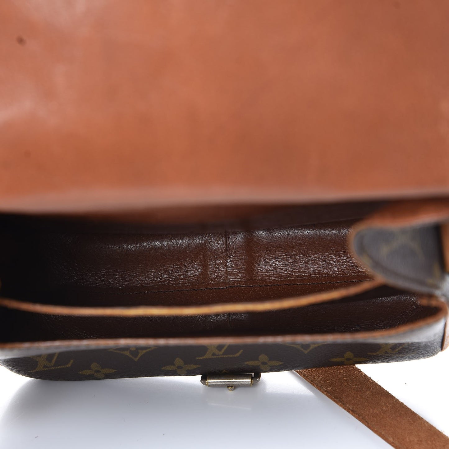 Monogram Cartouchiere 22