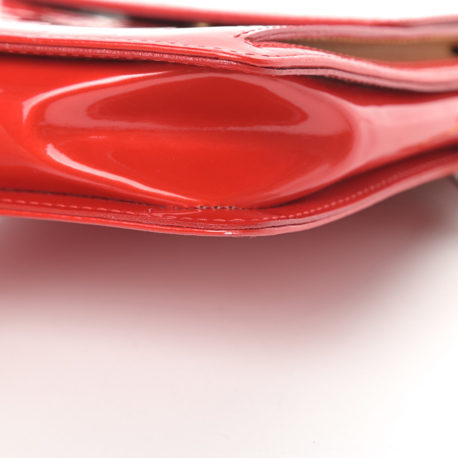 Louis Vuitton Vernis Mott Red 10 of 14