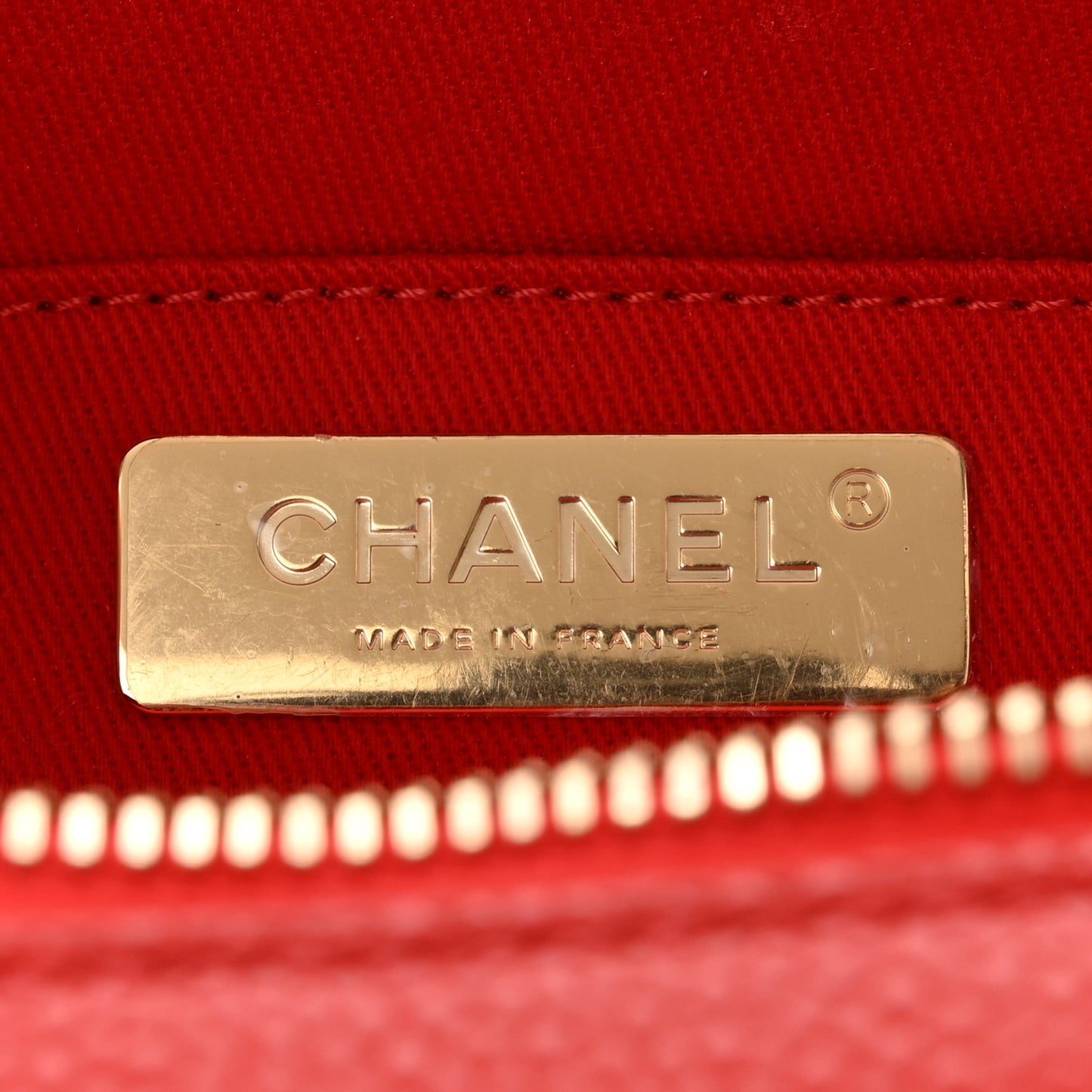 Caviar Quilted Waist Bag Red