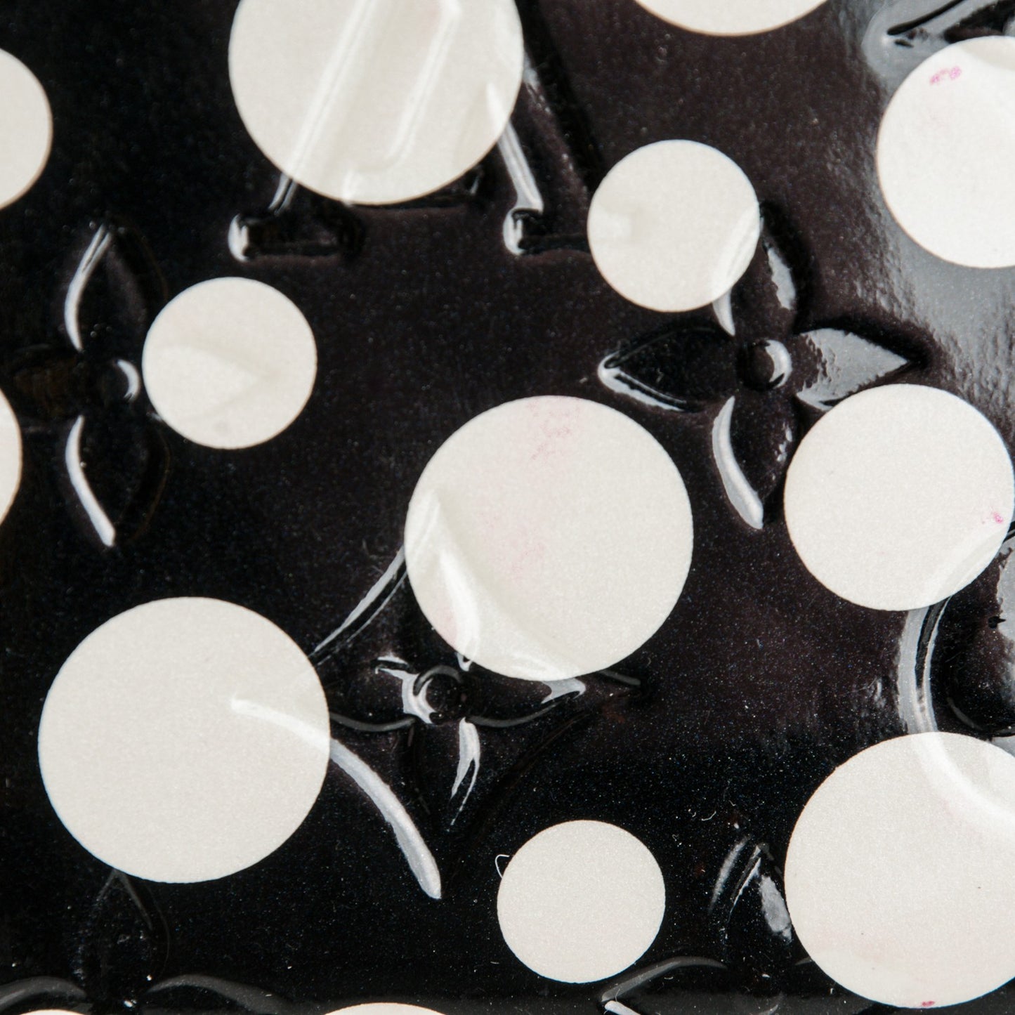 Vernis Kusama Infinity Dots Zippy Wallet Black