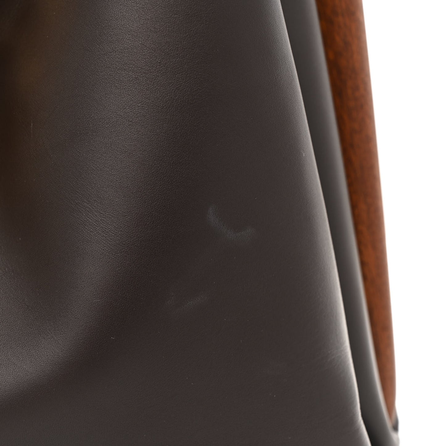 Calfskin Wood Mount Fondant